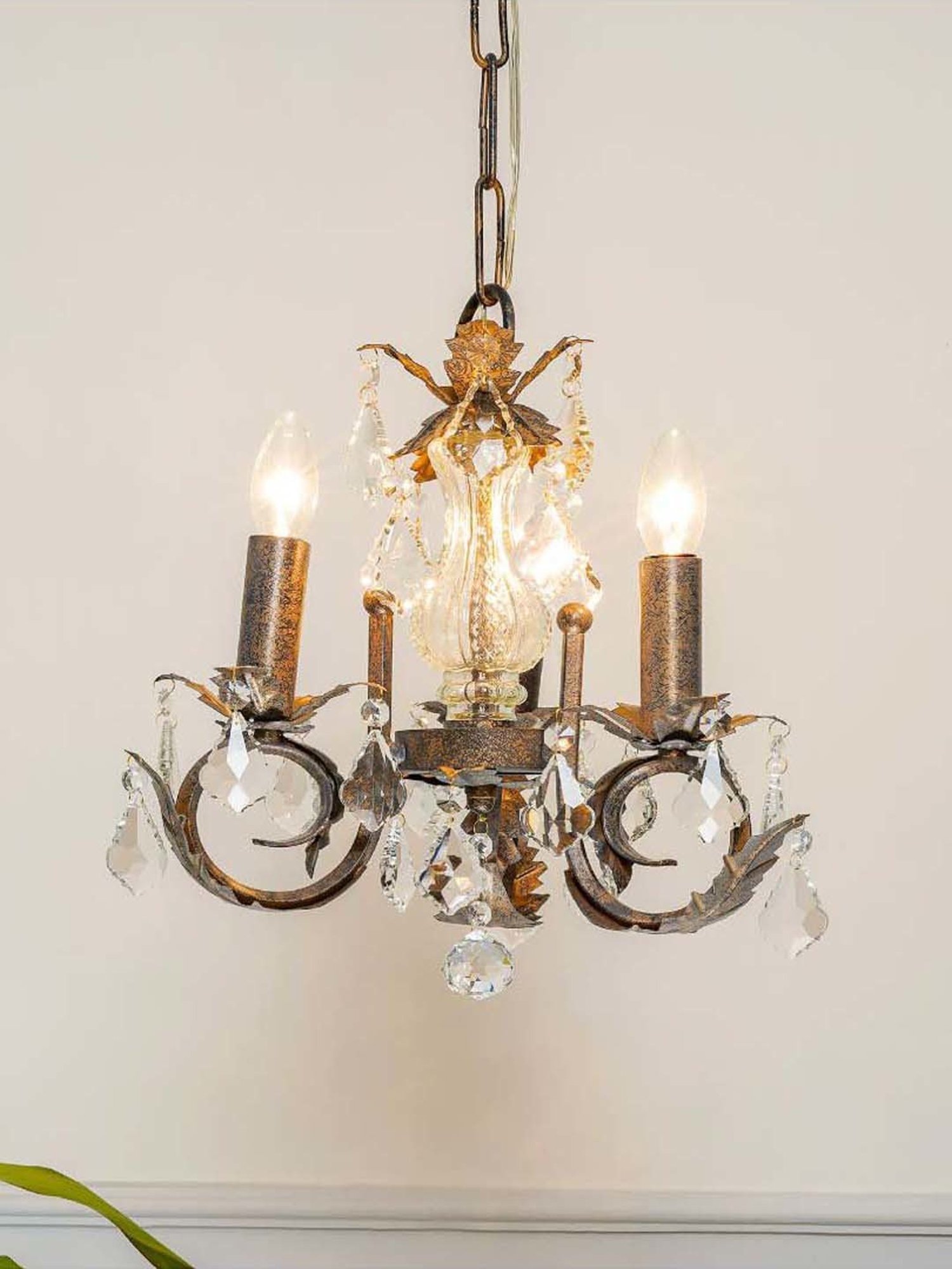 Kapoor Lamp Shades Antique Chrome Metal Medusa 5 Light Chandelier