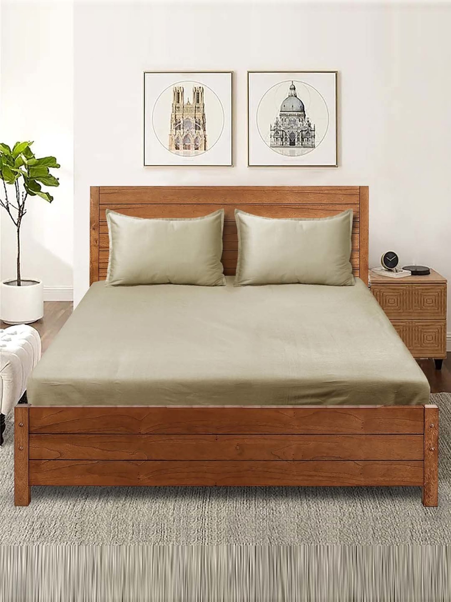 Saral Home Sheen Shine Beige 300 TC Cotton Queen Bedsheet with 2 Pillow Covers