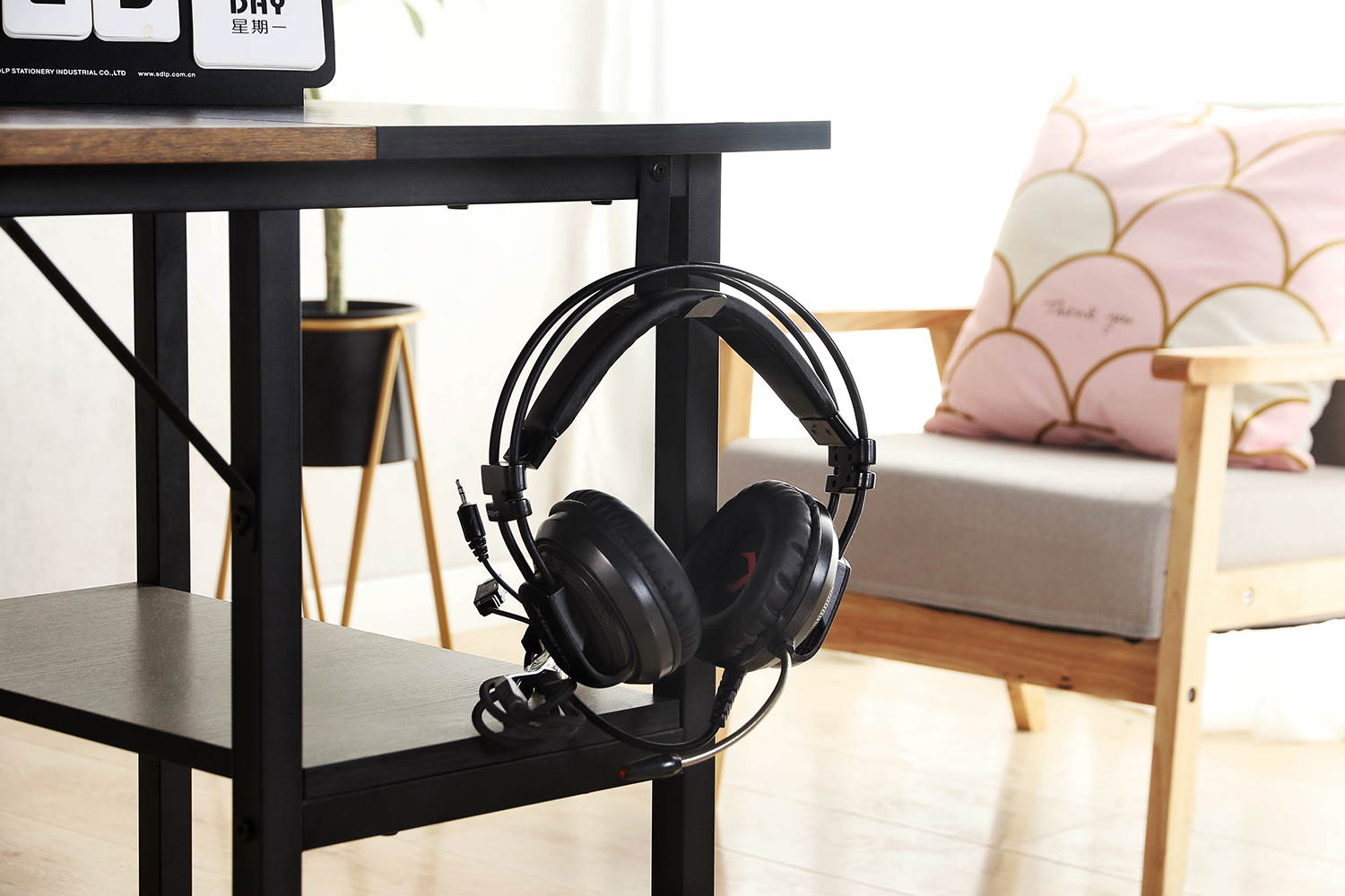 wooden compute desk ,metal frame ,suit for home office,Brown