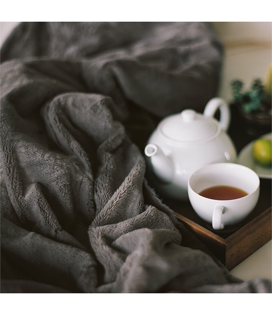 Cariloha Plush Bamboo Throw Blanket