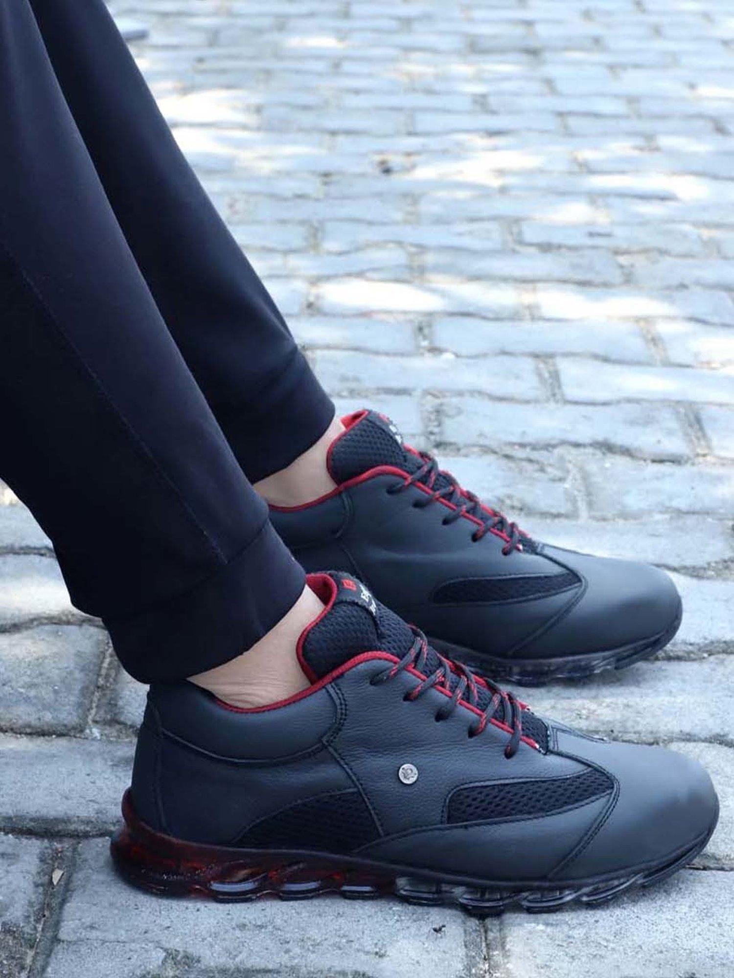 Eego Italy Men's Black Running Shoes