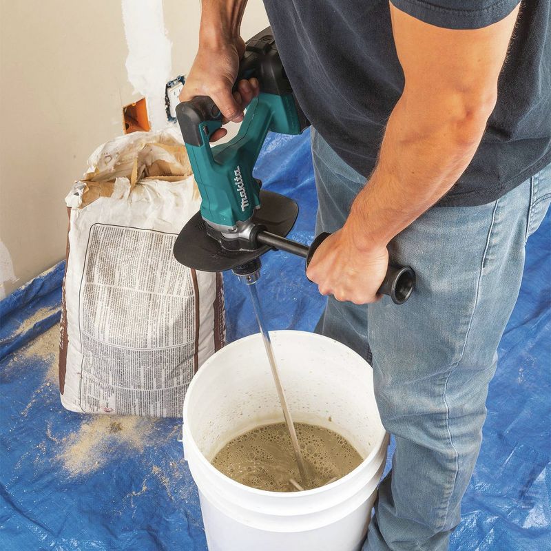 Makita XTU02Z 18V LXT Lithium-Ion Brushless 1/2 in. Cordless Mixer (Tool Only)