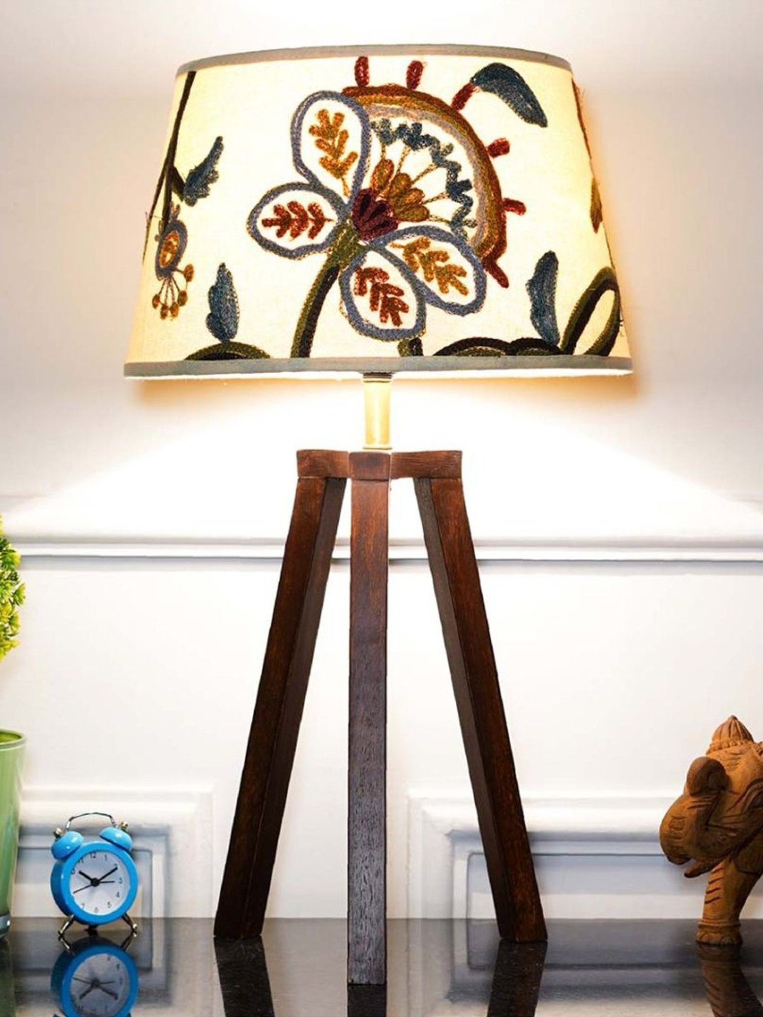 Kapoor Lamp Shades Honey & White Wood Griffith Tripod Casement Shade Table Lamp