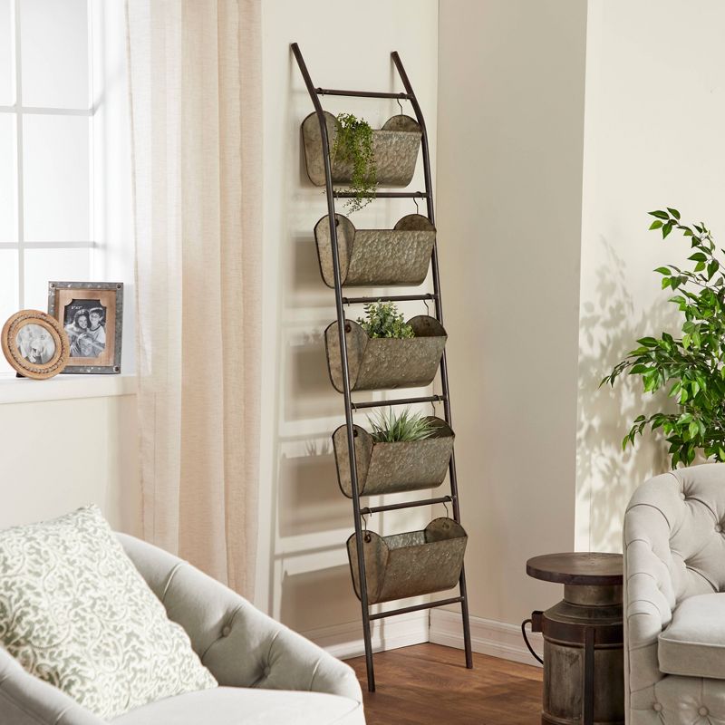 Gerson International 18-Inch Diameter Galvanized Metal Circular Wall Planter, Silver