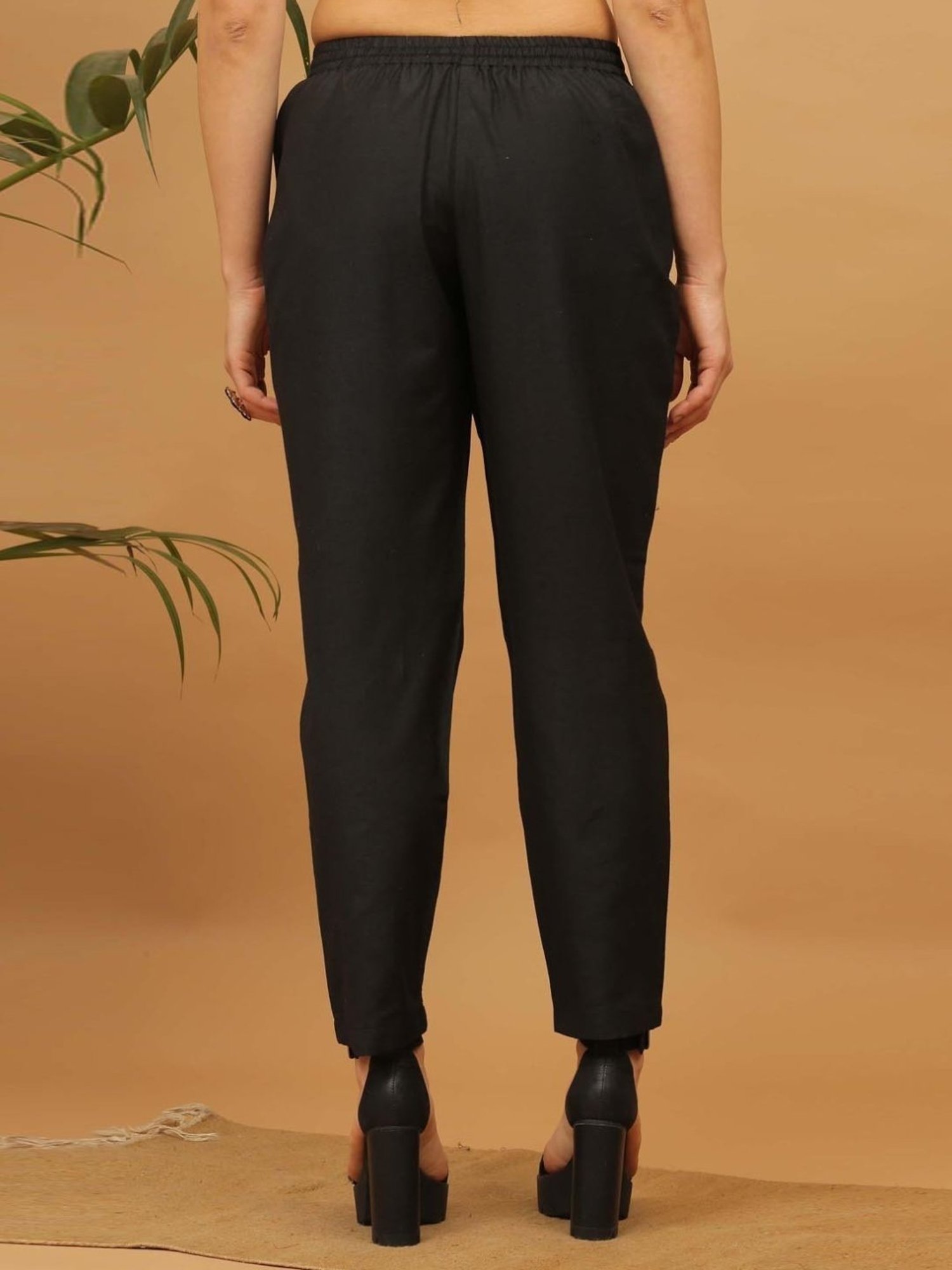 Kaanchie Nanggia Black Solid Cotton Pants