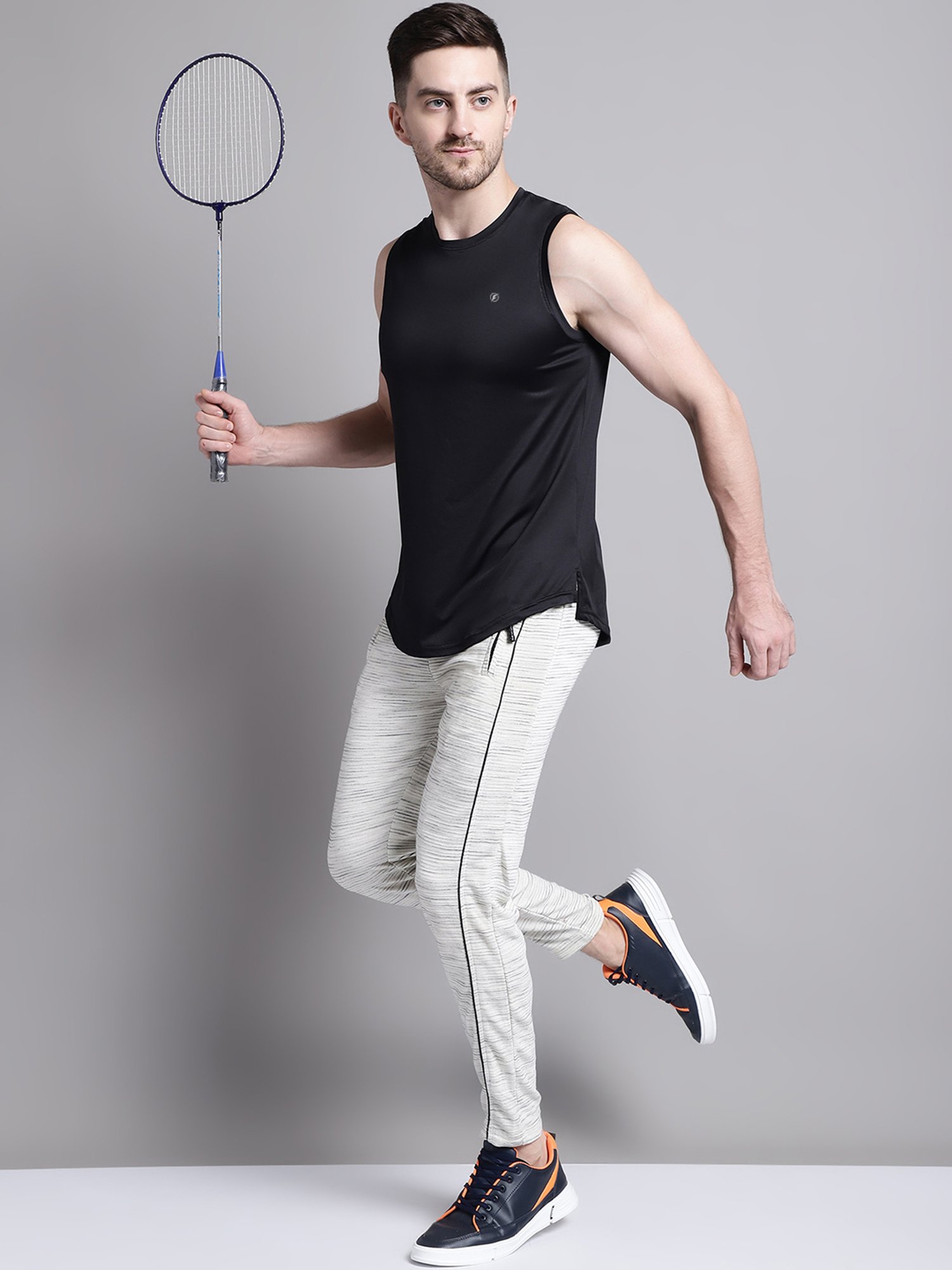 Friskers Black Regular Fit Graphic Sports Vest