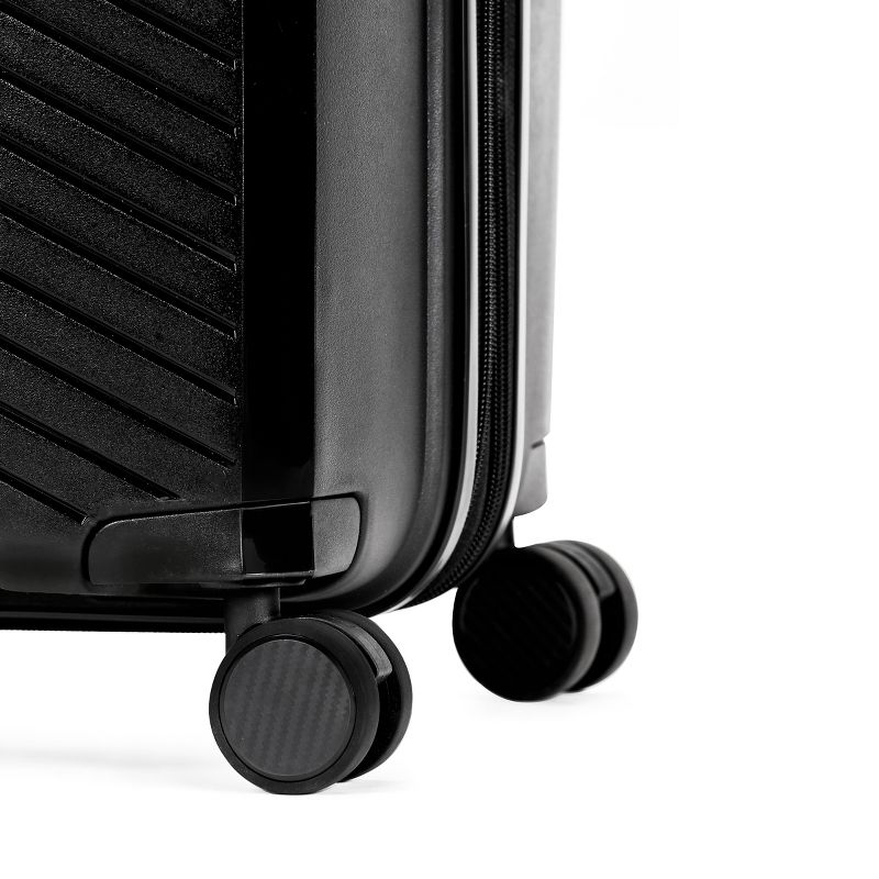 SWISSGEAR 28" Geneva Hardside Expandable Spinner Suitcase - Black