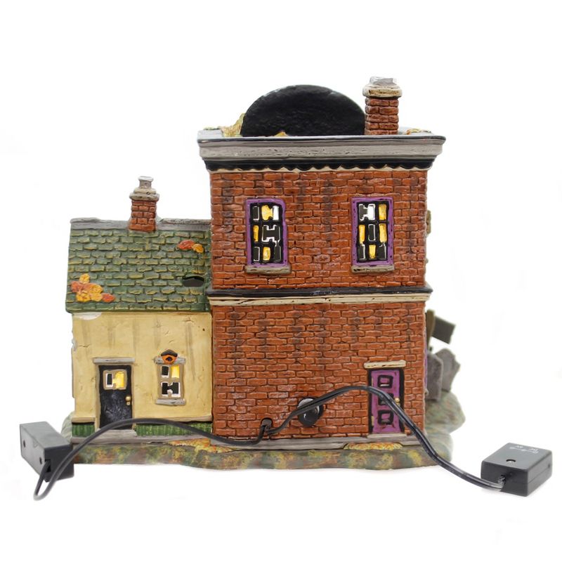 Dept 56 Buildings Critter's Pets & Pelts Halloween Snow Village  -  Decorative Figurines