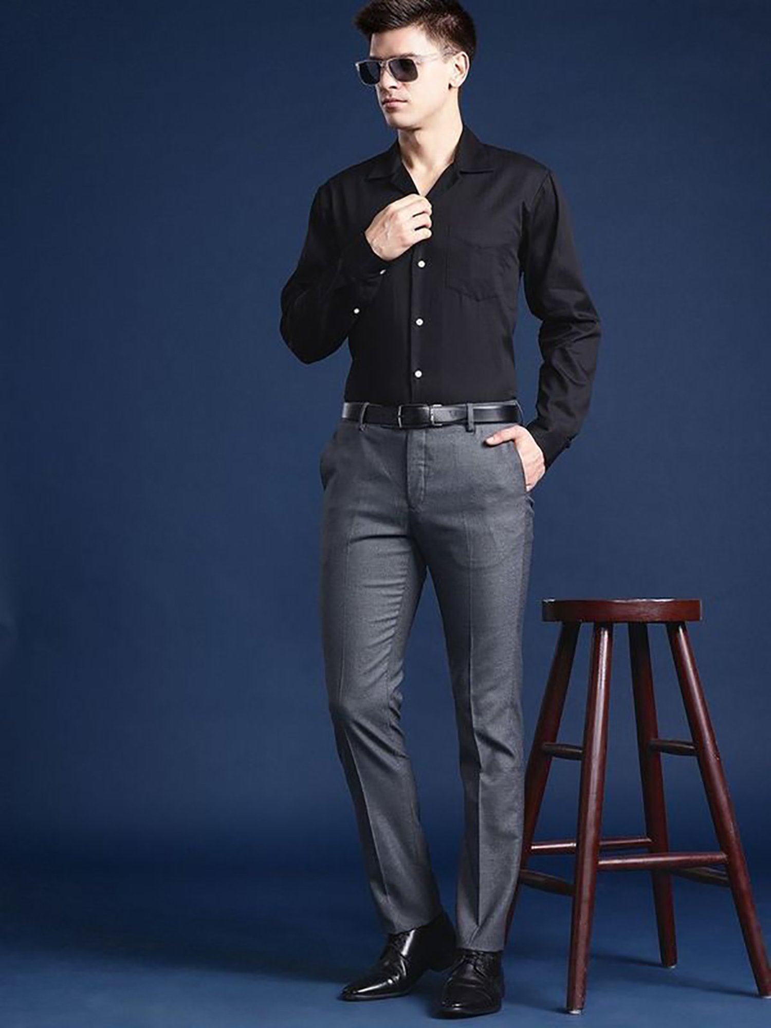 Hancock Black Cotton Relaxed Fit Solid Shirts