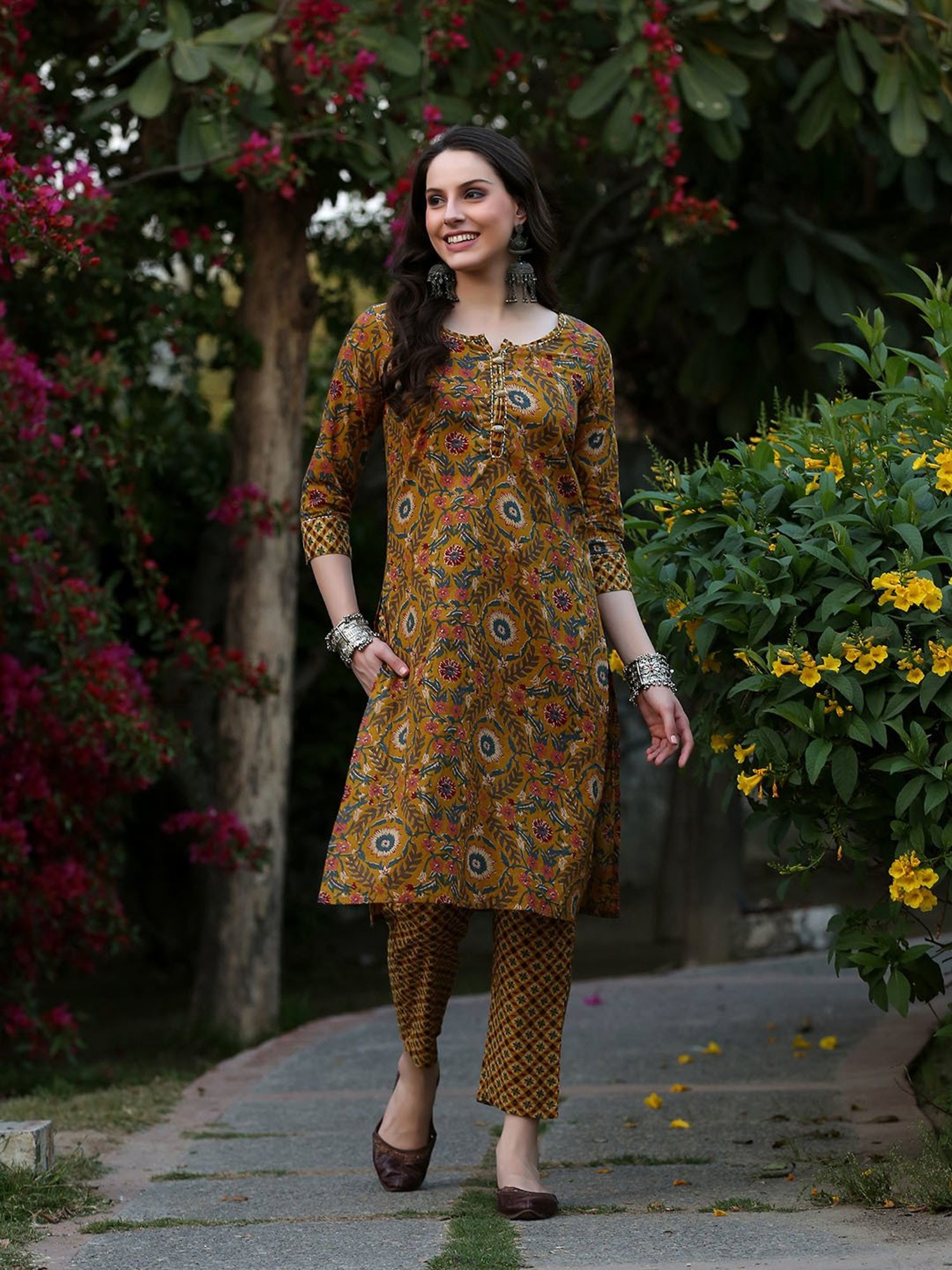DECKEDUP Mustard Cotton Floral Print Kurta With Pants