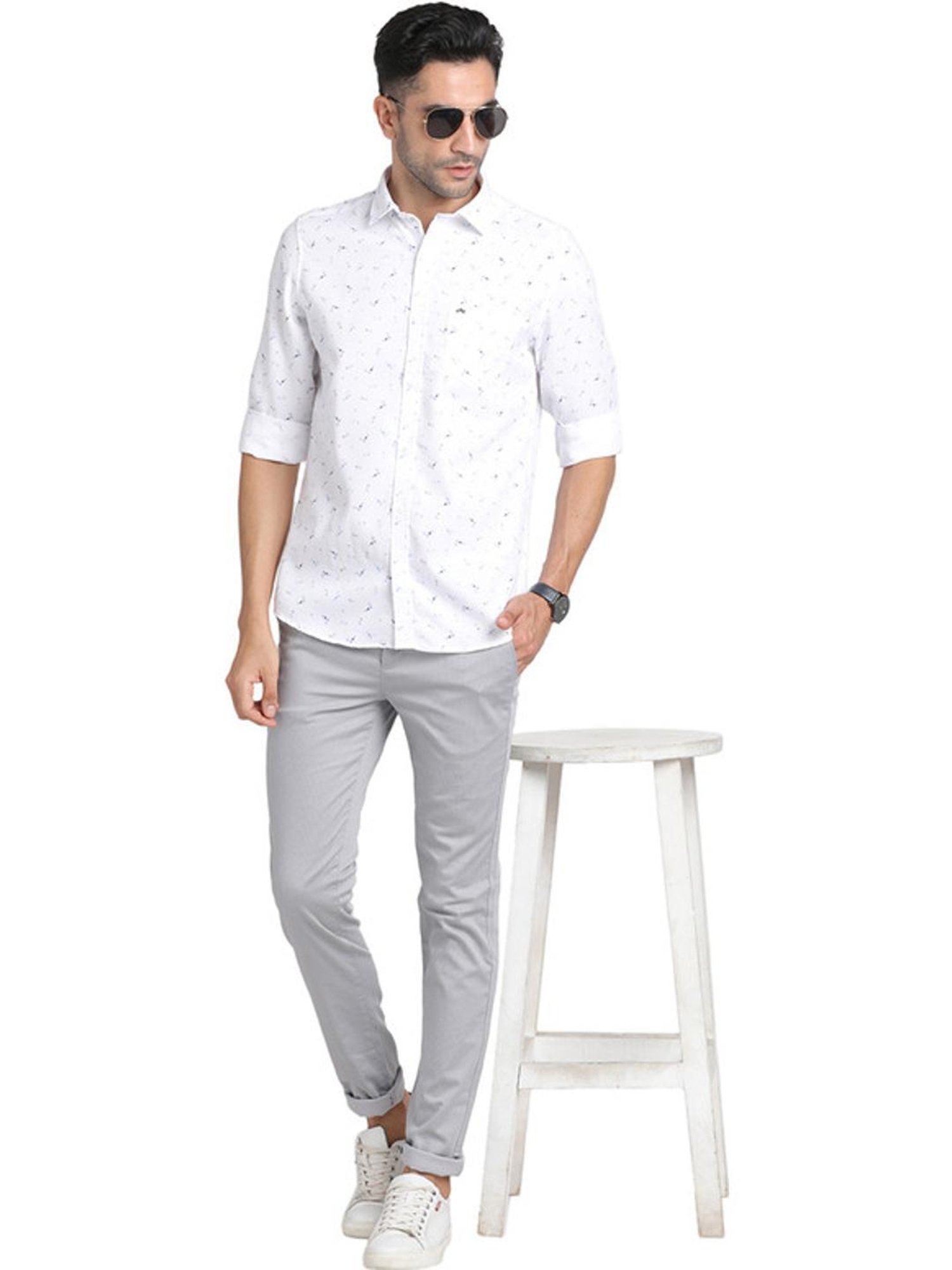 Turtle White Slim Fit Printed Shirts