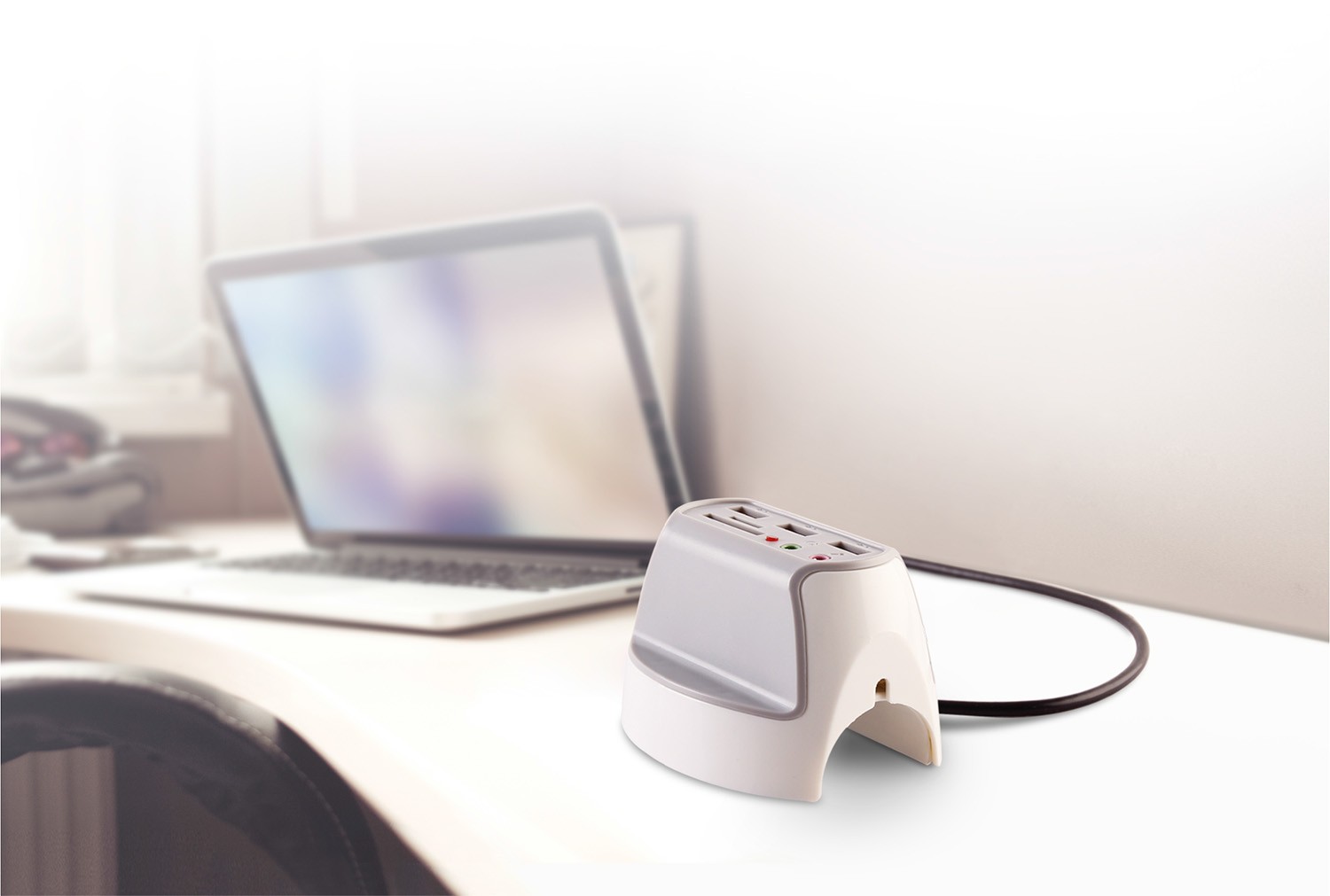 Panda Multifunctional Desktop Docking Station Charger Dock/USB 2.0 Hub/Card Reader/Audio Port Combo