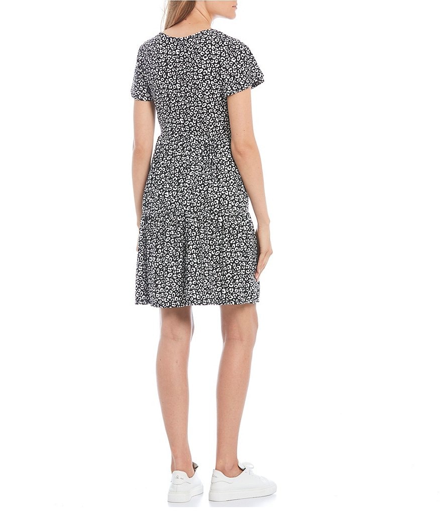 Good Luck Gem Ditsy Print Ribbed Knit Tiered Dress