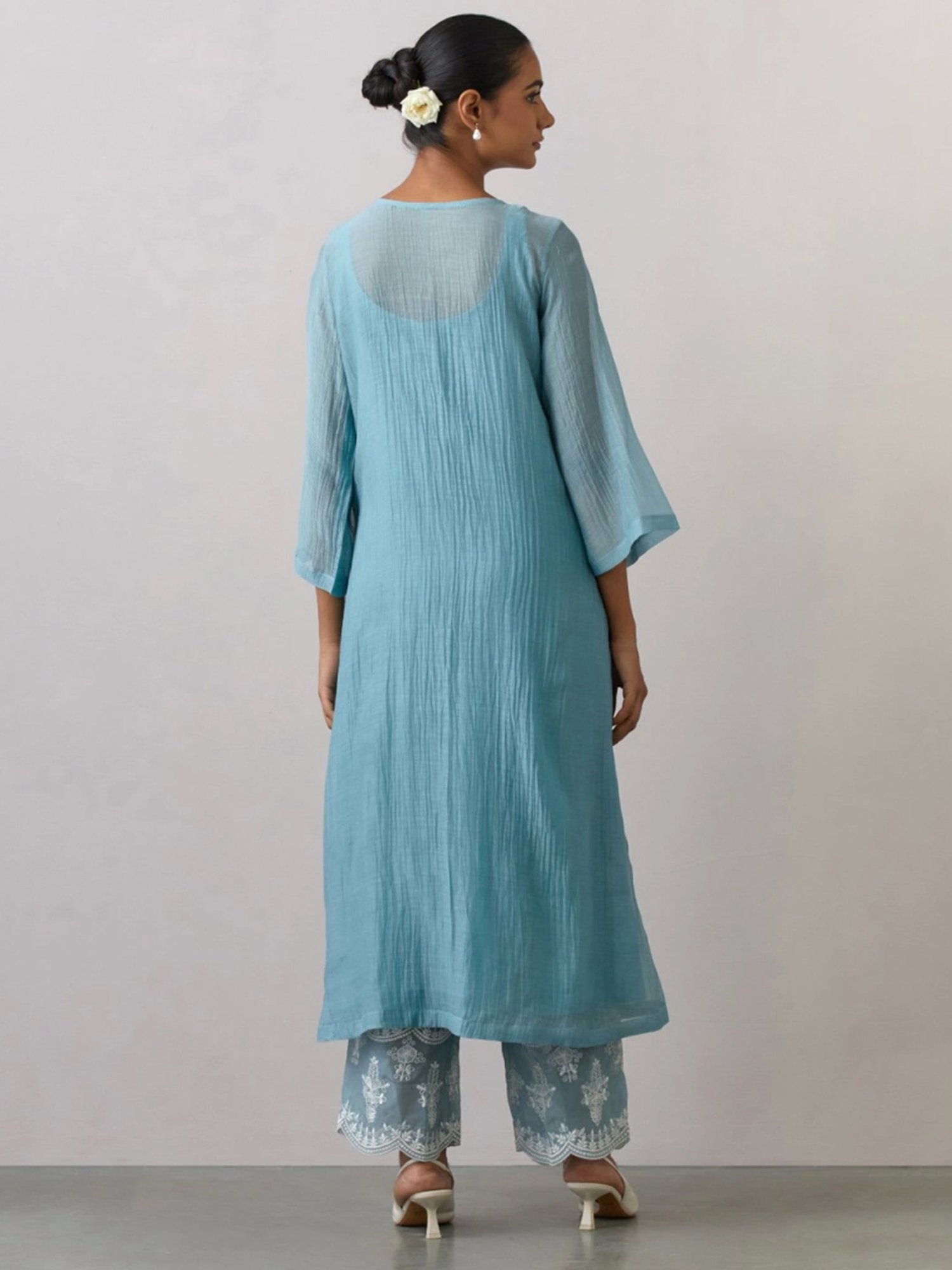 Ikshita Choudhary Blue Noor Chanderi Embroidered Kurta