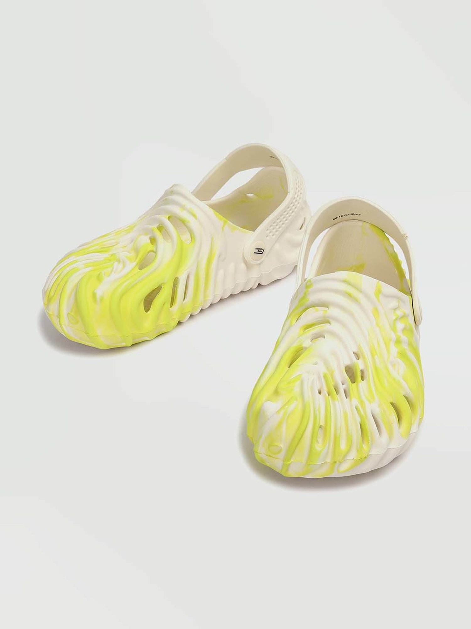 Fame Forever by Lifestyle Kids Off-White & Yellow Back Strap Clogs