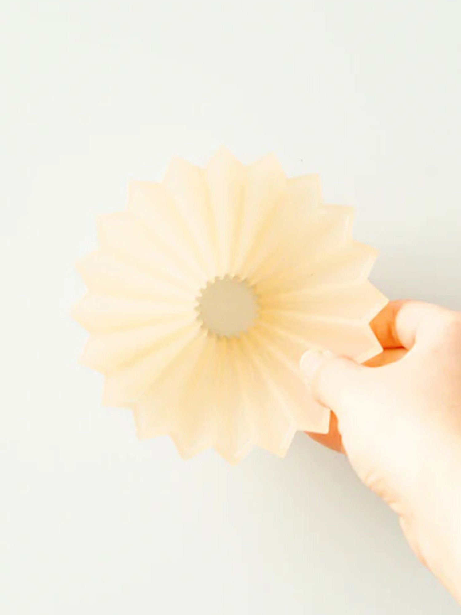 ORIGAMI Coffee Dripper Air Medium (Beige)