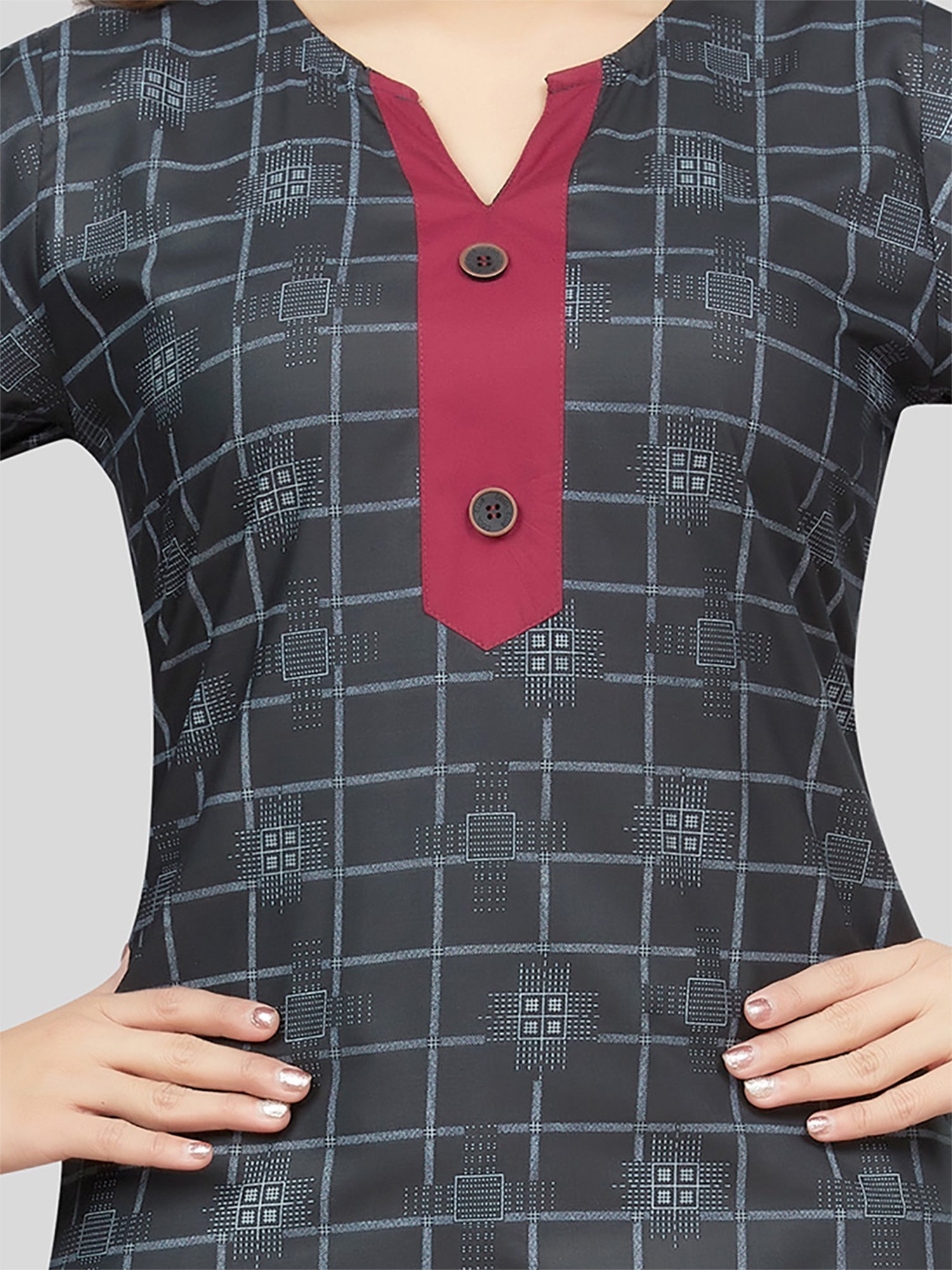 Saree Swarg Black Printed Straight Short Kurti