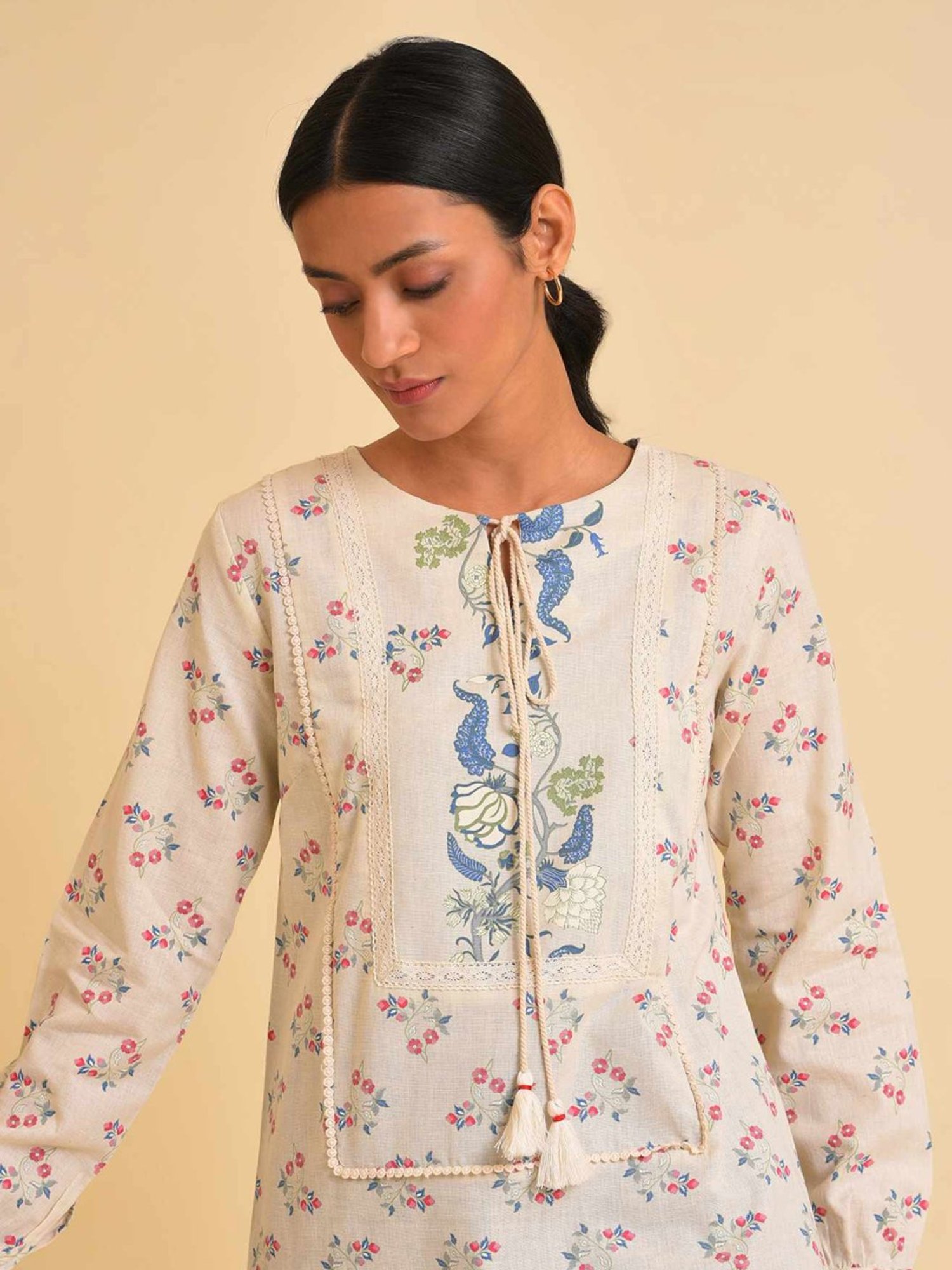 W Off-White Floral Print Top