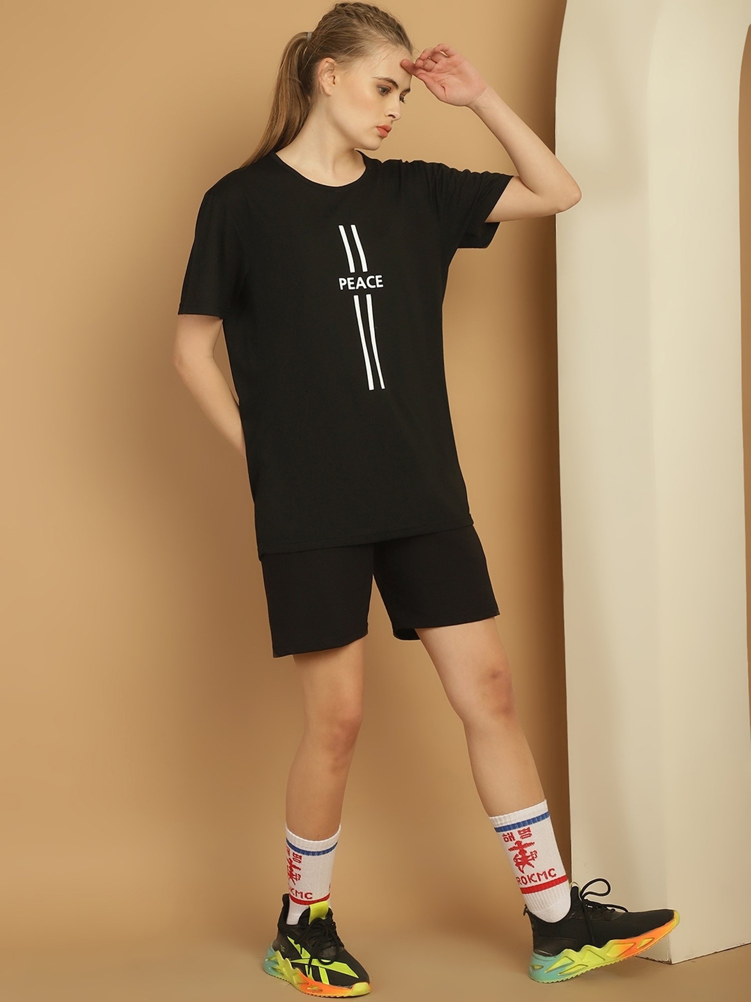 Vimal Jonney Black Cotton Printed T-Shirt & Shorts Set