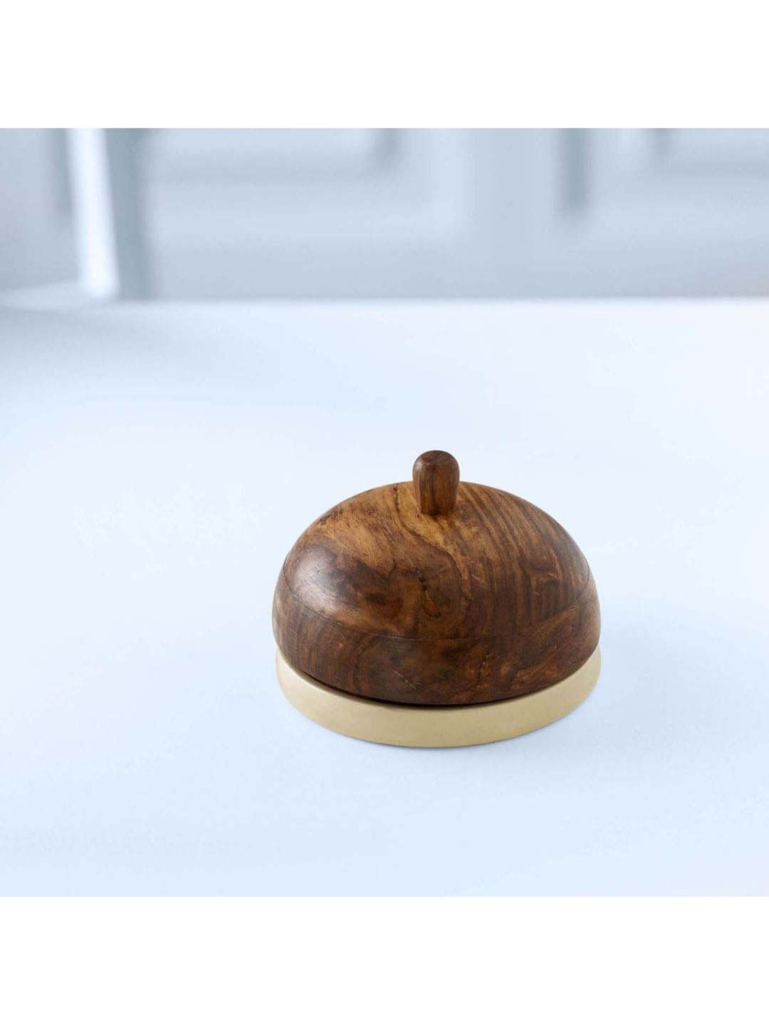 ellementry Beige Ceramic Butter Dish with Lid - Set of 1