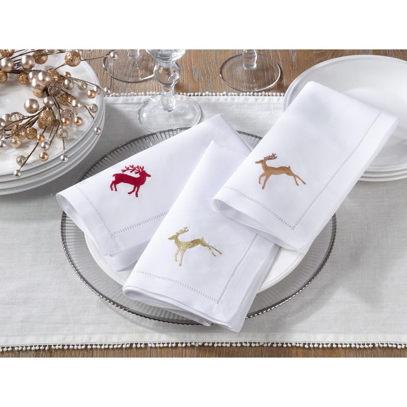 Saro Lifestyle Hemstitch Table Napkins With Red Reindeer Embroidery (Set of 6)