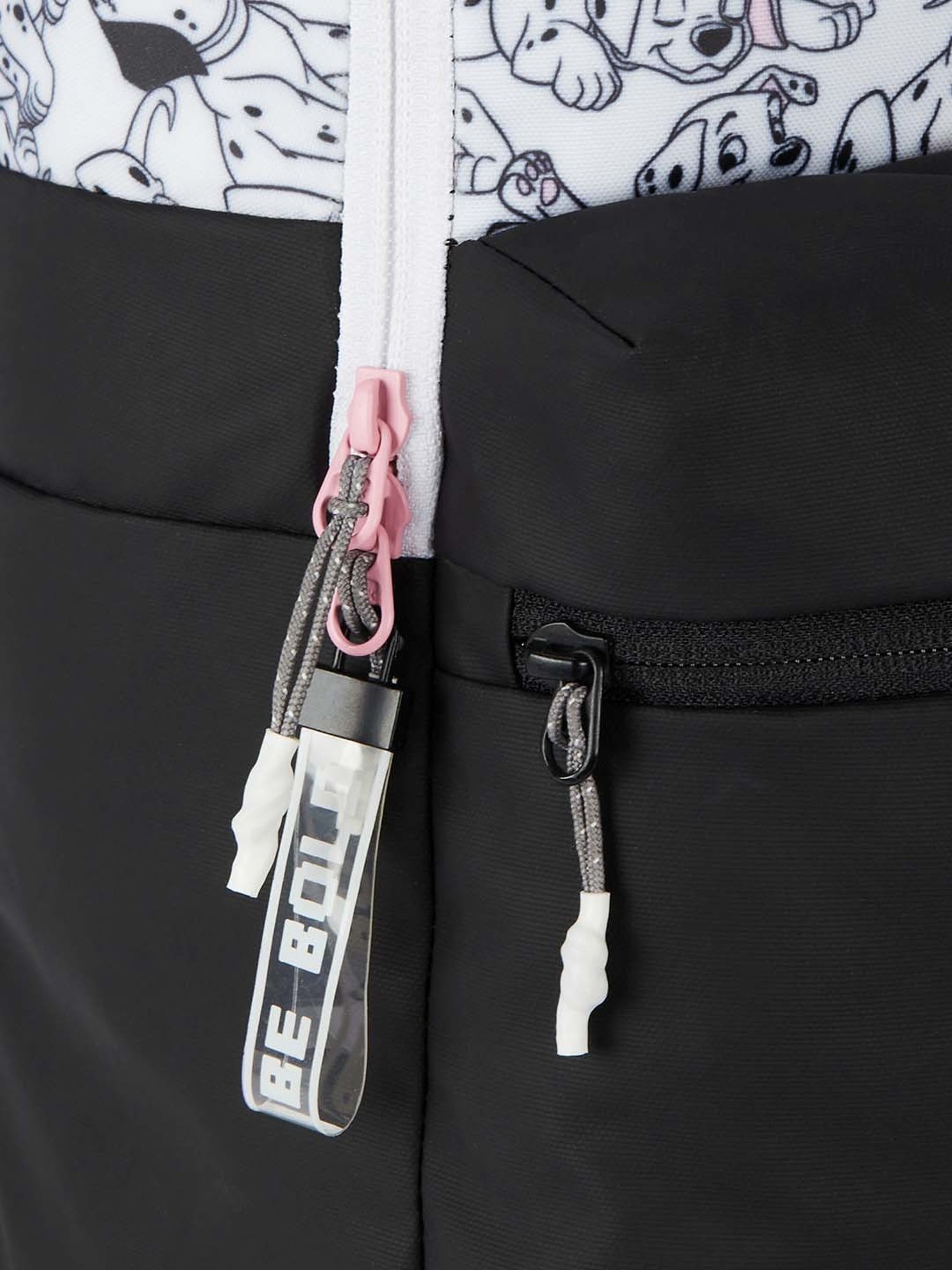 Wiki 18.5 Ltrs White & Black Medium Backpack