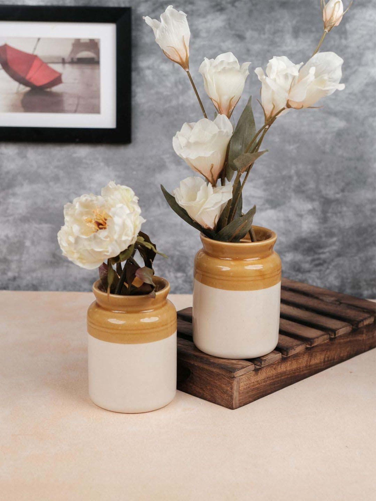 VarEesha Off-White Ceramic Barni Shaped Vases (0.5 L) - Set of 2