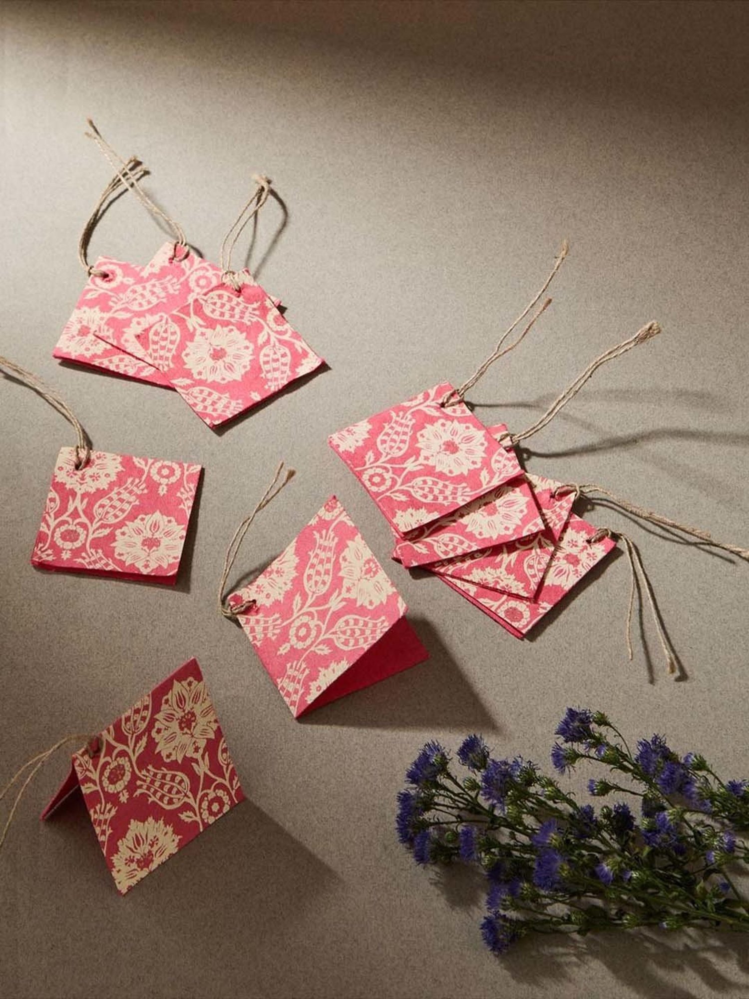 Fabindia Home Pink Paper Printed Sarkhaab Gift Tag - Set of 10