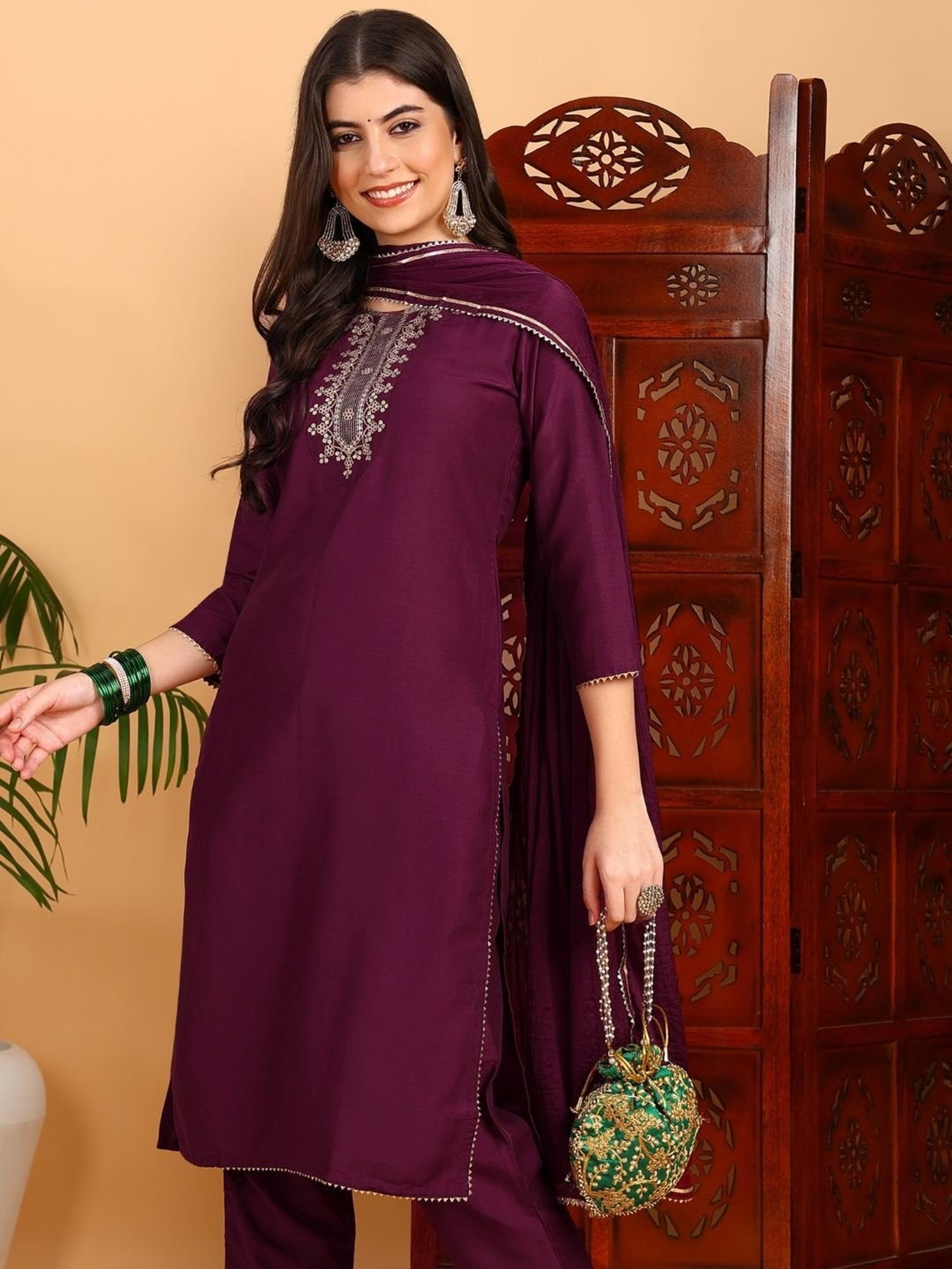 Vaamsi Burgundy Embroidered Kurta Pant Set With Dupatta