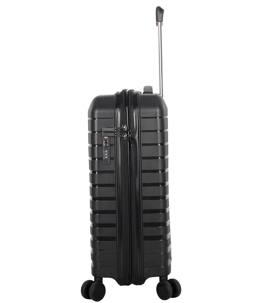 Pathfinder Resort Collection 20#double; Carry-On Hardside Spinner
