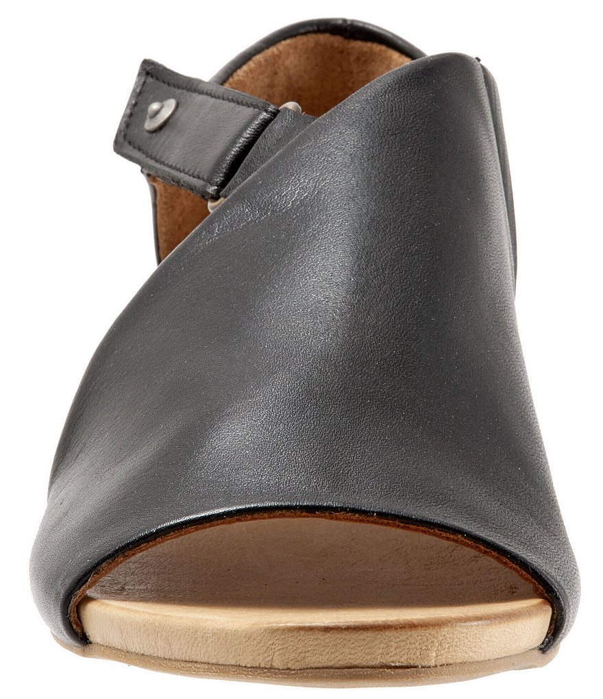 Bueno Kale Leather Ankle Strap Sandals