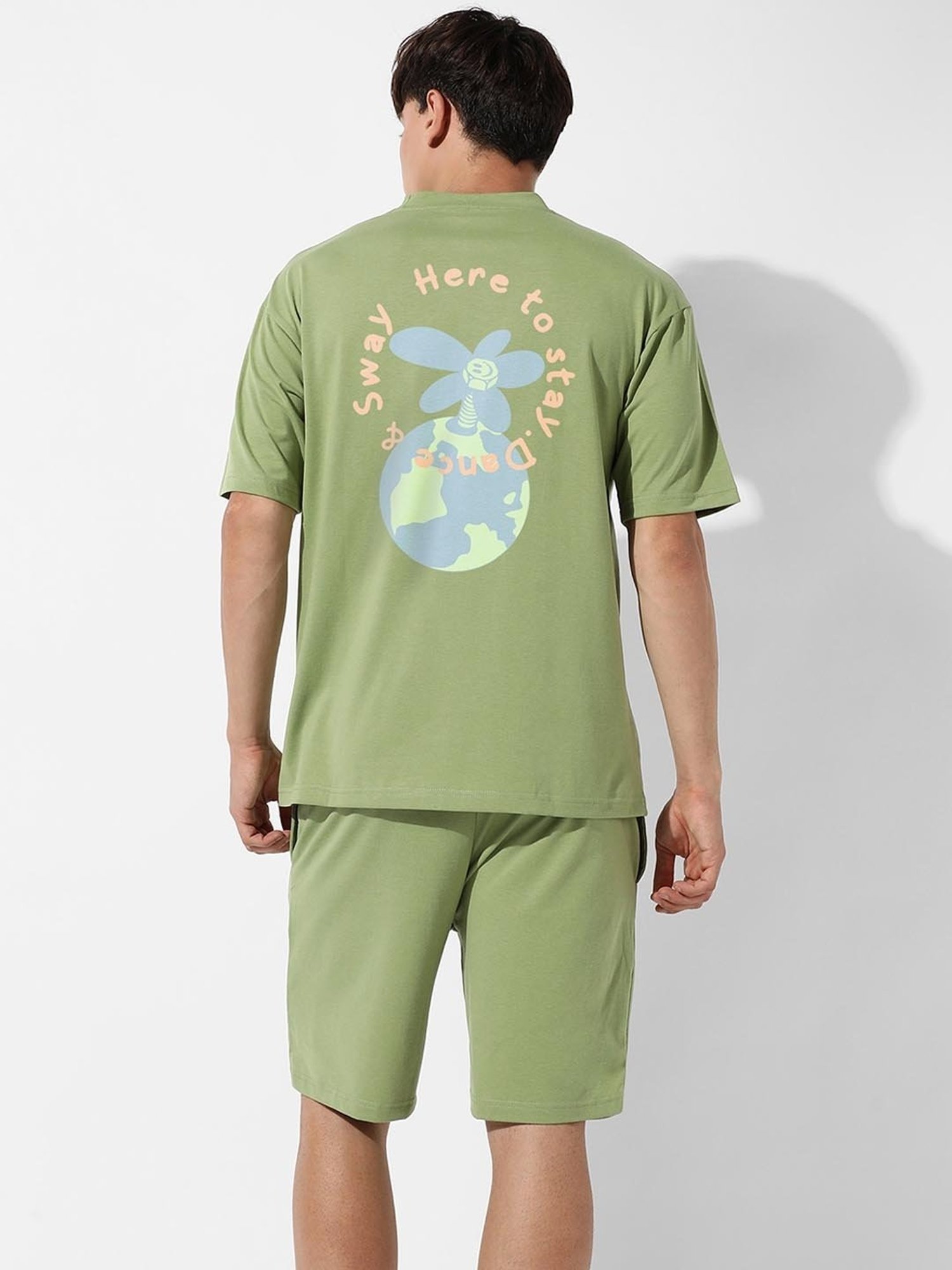 Campus Sutra Green Regular Fit Oversized Earth Dance Printed Co-Ord Set