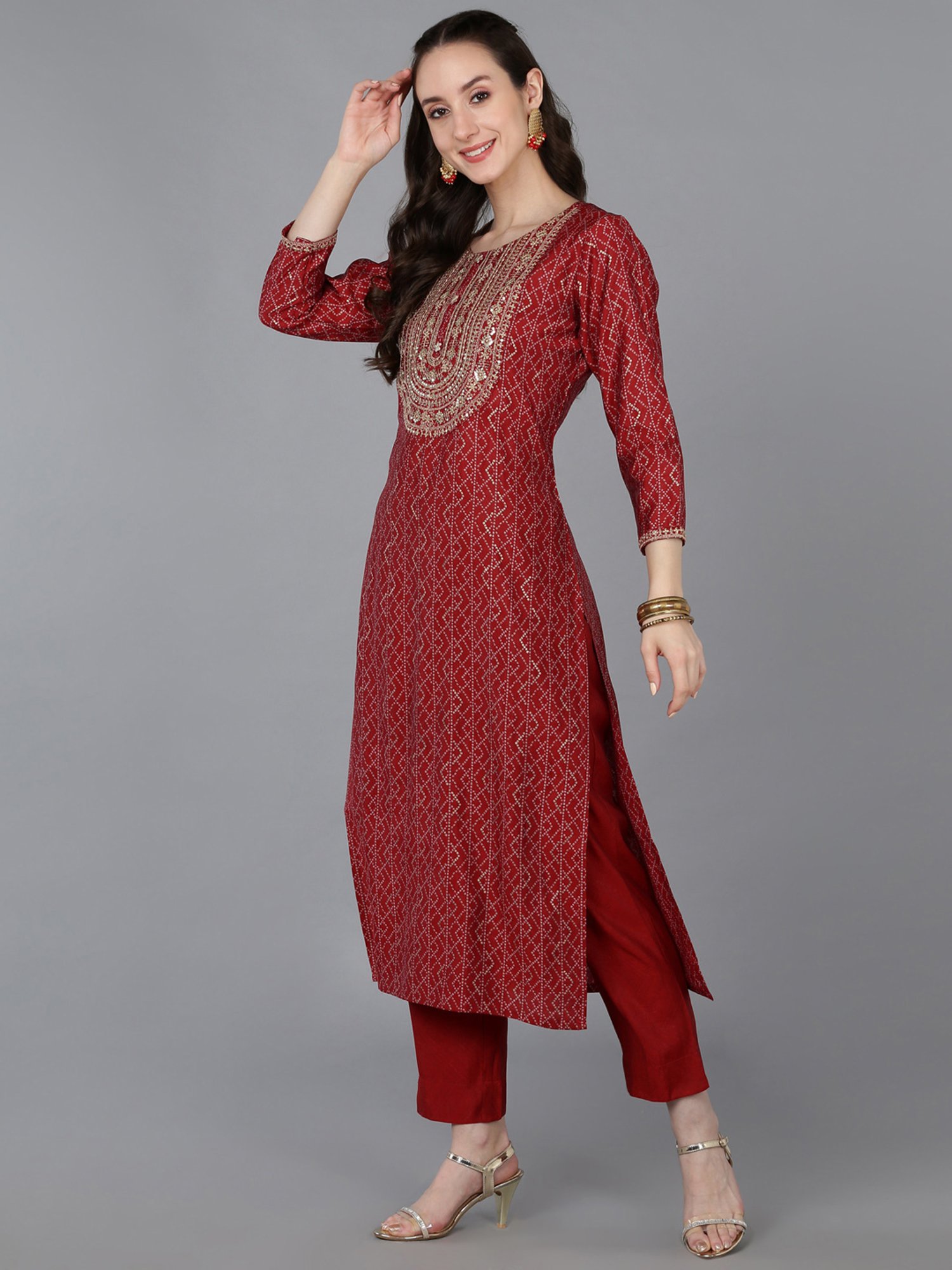 Vaamsi Red Embroidered Kurta Pant Set With Dupatta