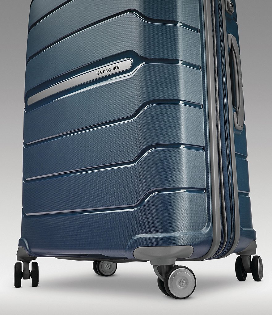 Samsonite Freeform 24#double; Spinner