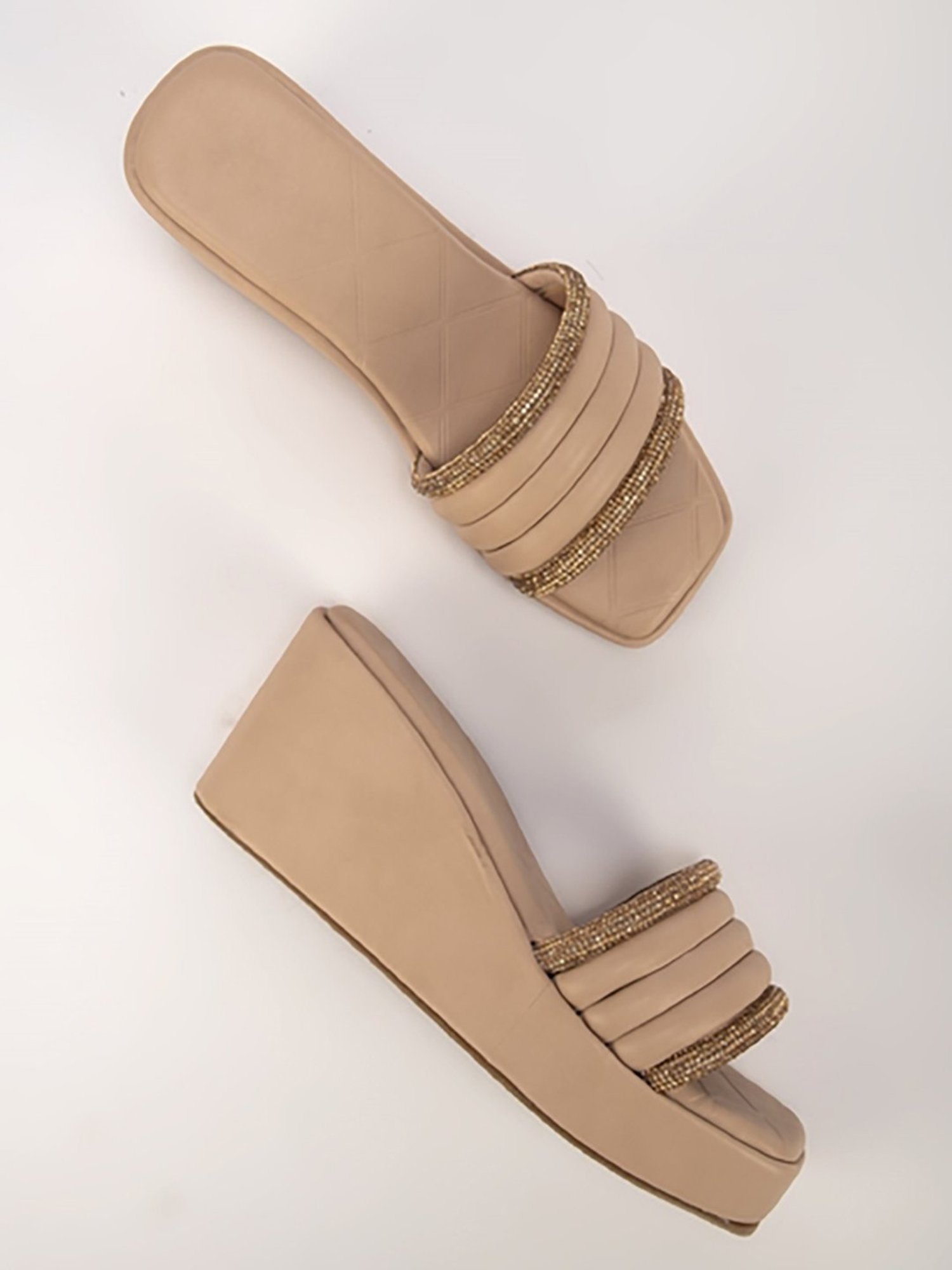 The White Pole Women's Nude Casual Wedges