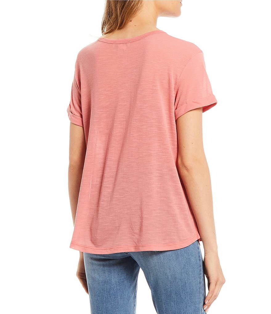 Frayed Carleigh Weekend Vibes Short Sleeve Graphic Tee