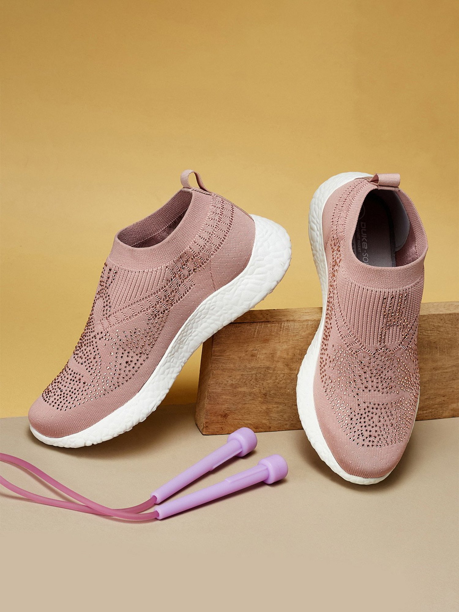 Duke Women's Peach Running Shoes