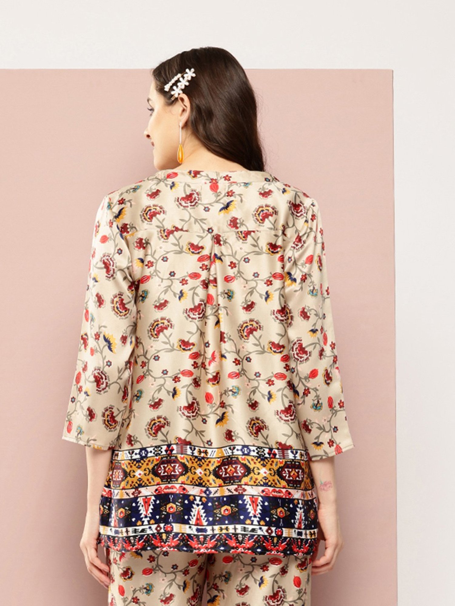 Qurvii Beige Floral Print Co-Ord Set