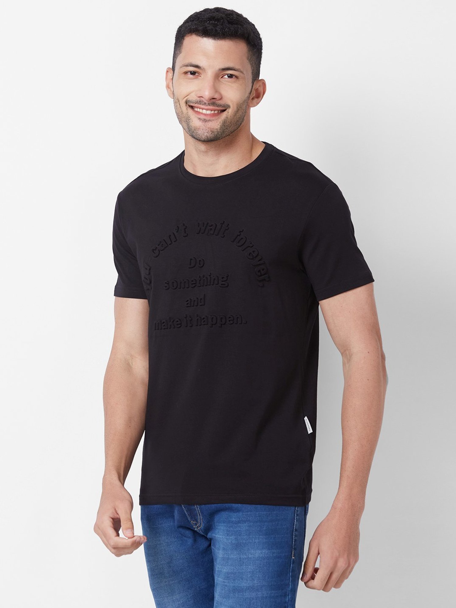 Giordano Black Cotton Slim Fit Self Pattern T-Shirt