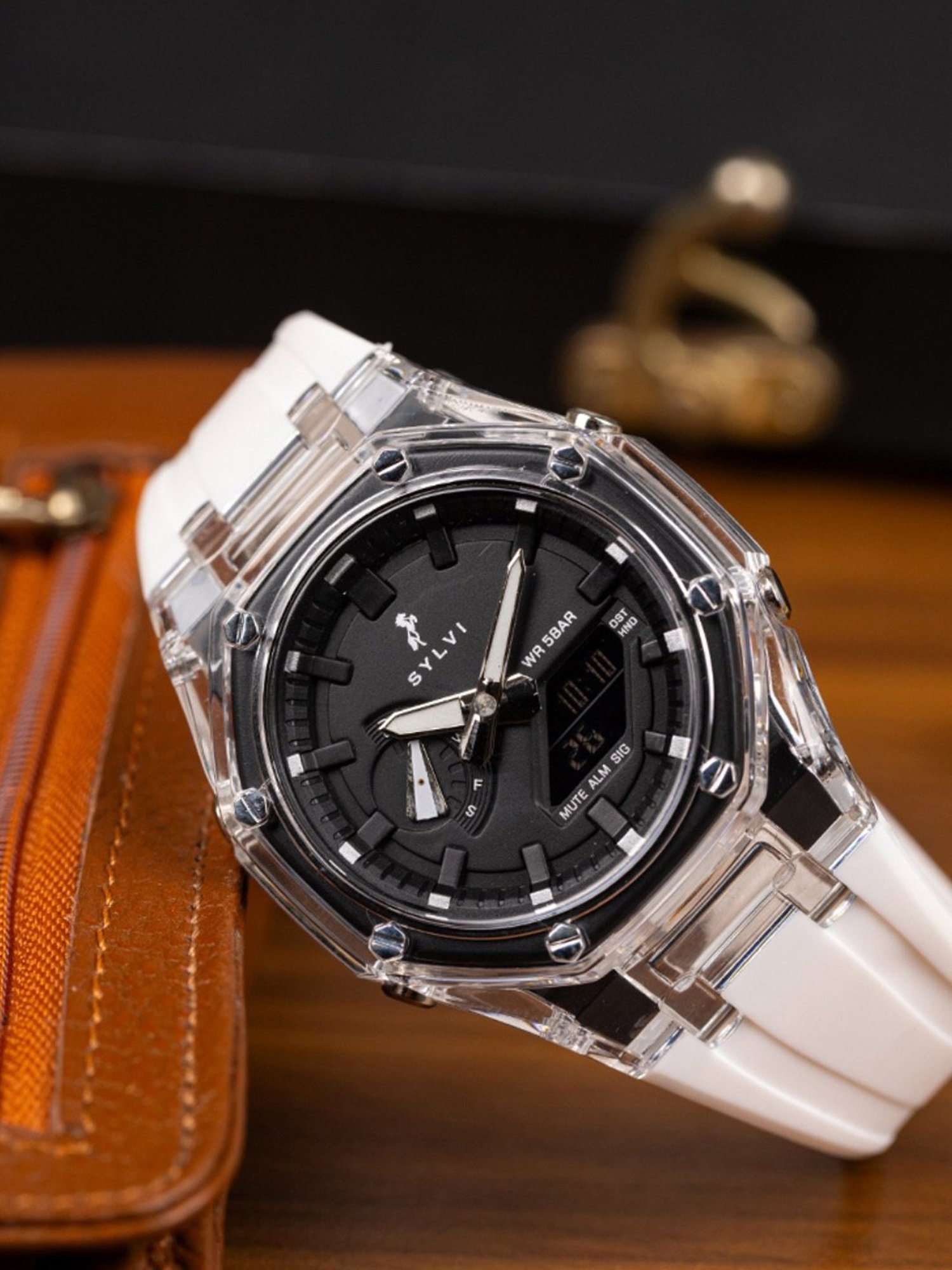 Sylvi RIG-ONE-O-ONE-WT-MAX Analog Watch for Men