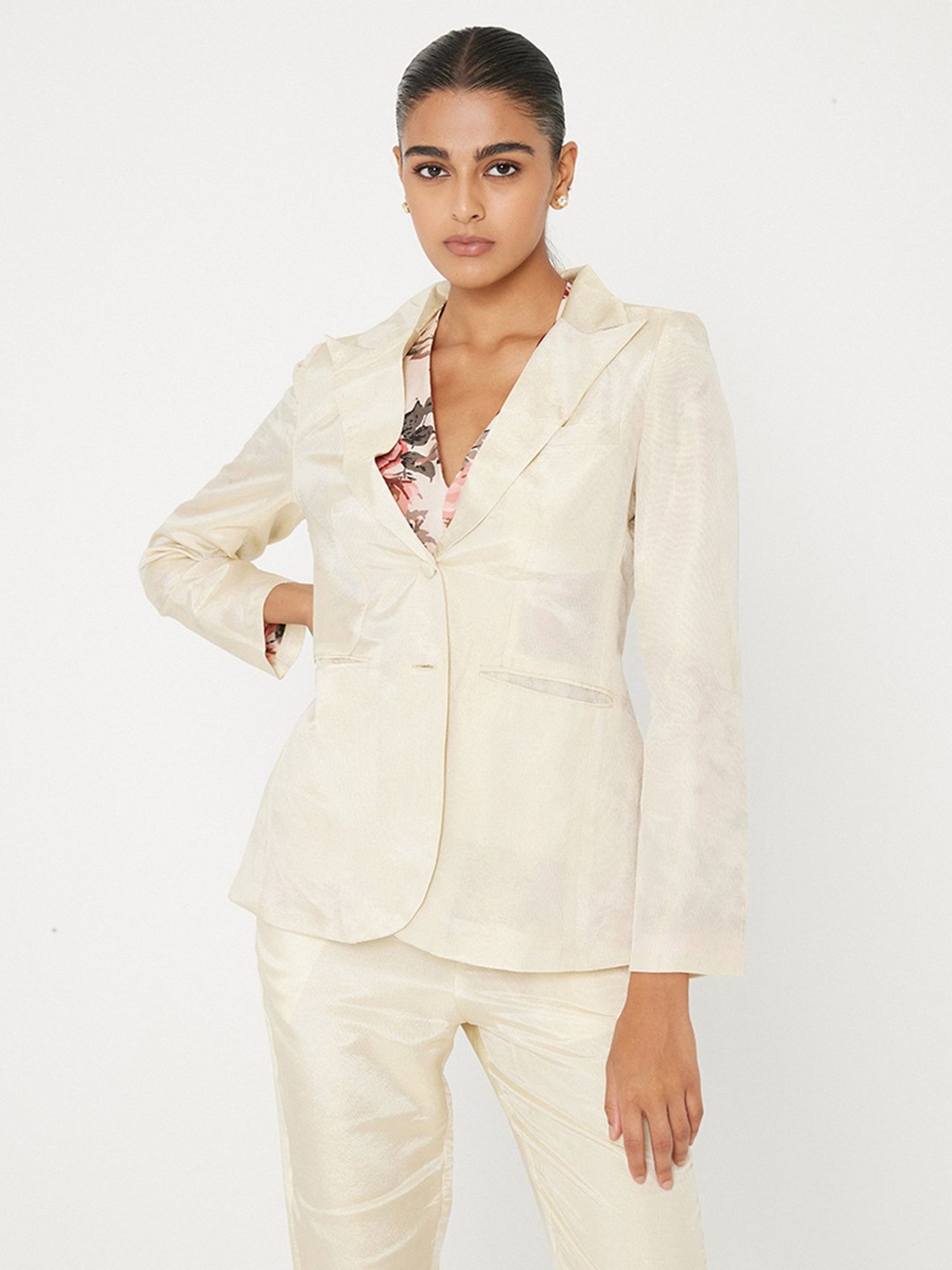 ANCESTRY Off White Blazer