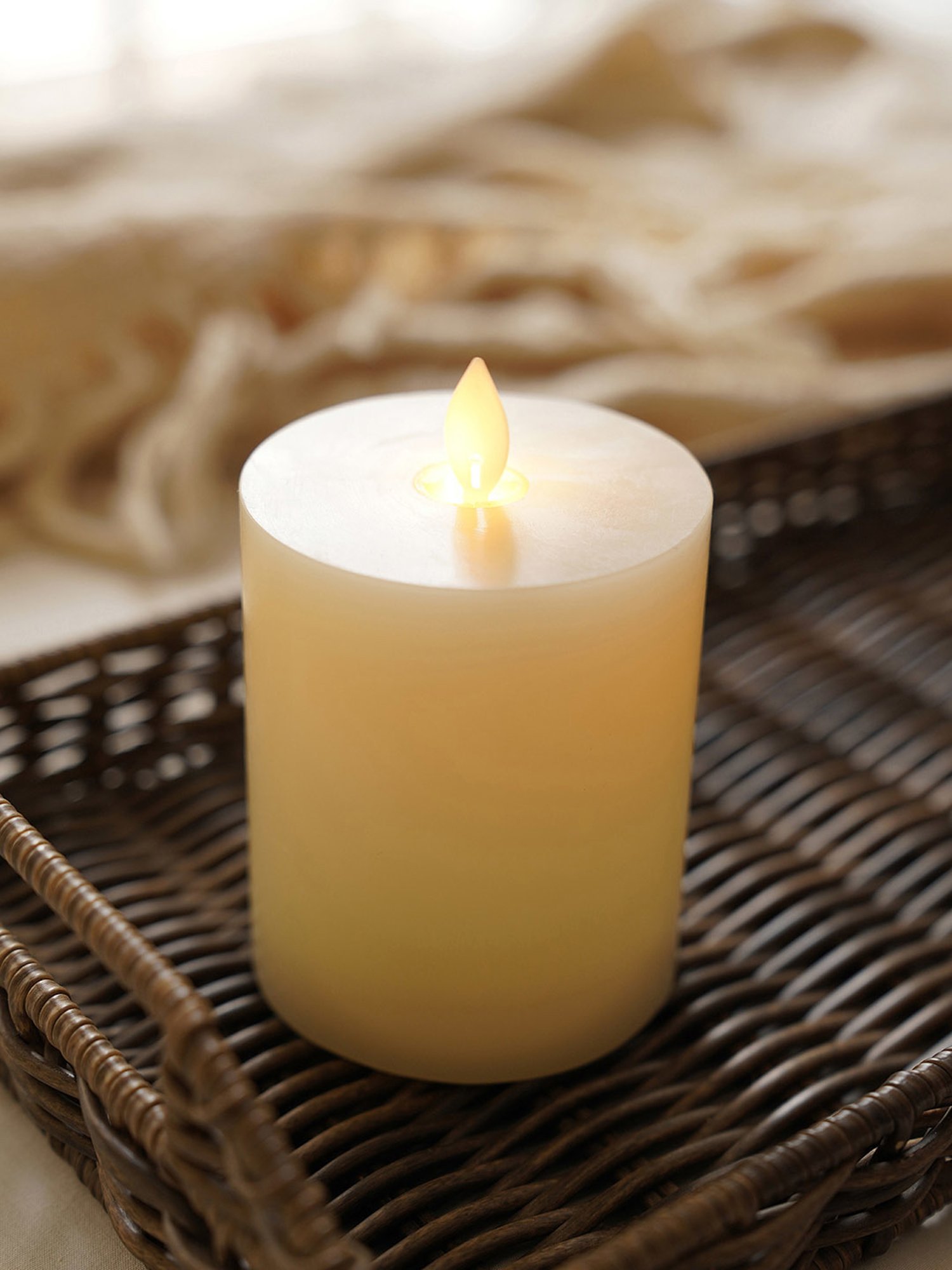 Lidded Glass Jar Crackling Wooden Wick Teak and Moss Candle - Nature's Wick