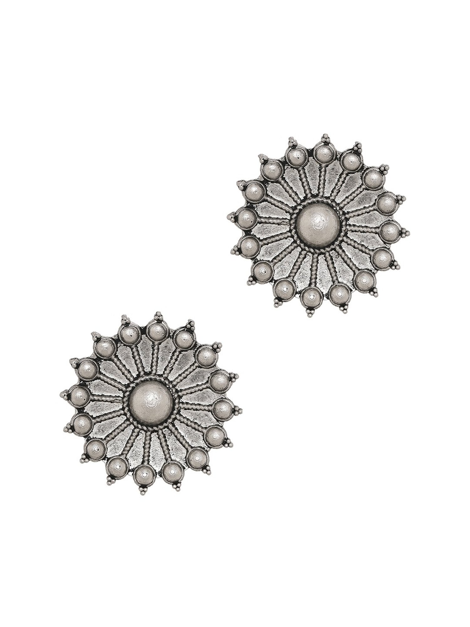 Priyaasi Blooms Elegance with Exquisite Flower Shape Stud Earrings