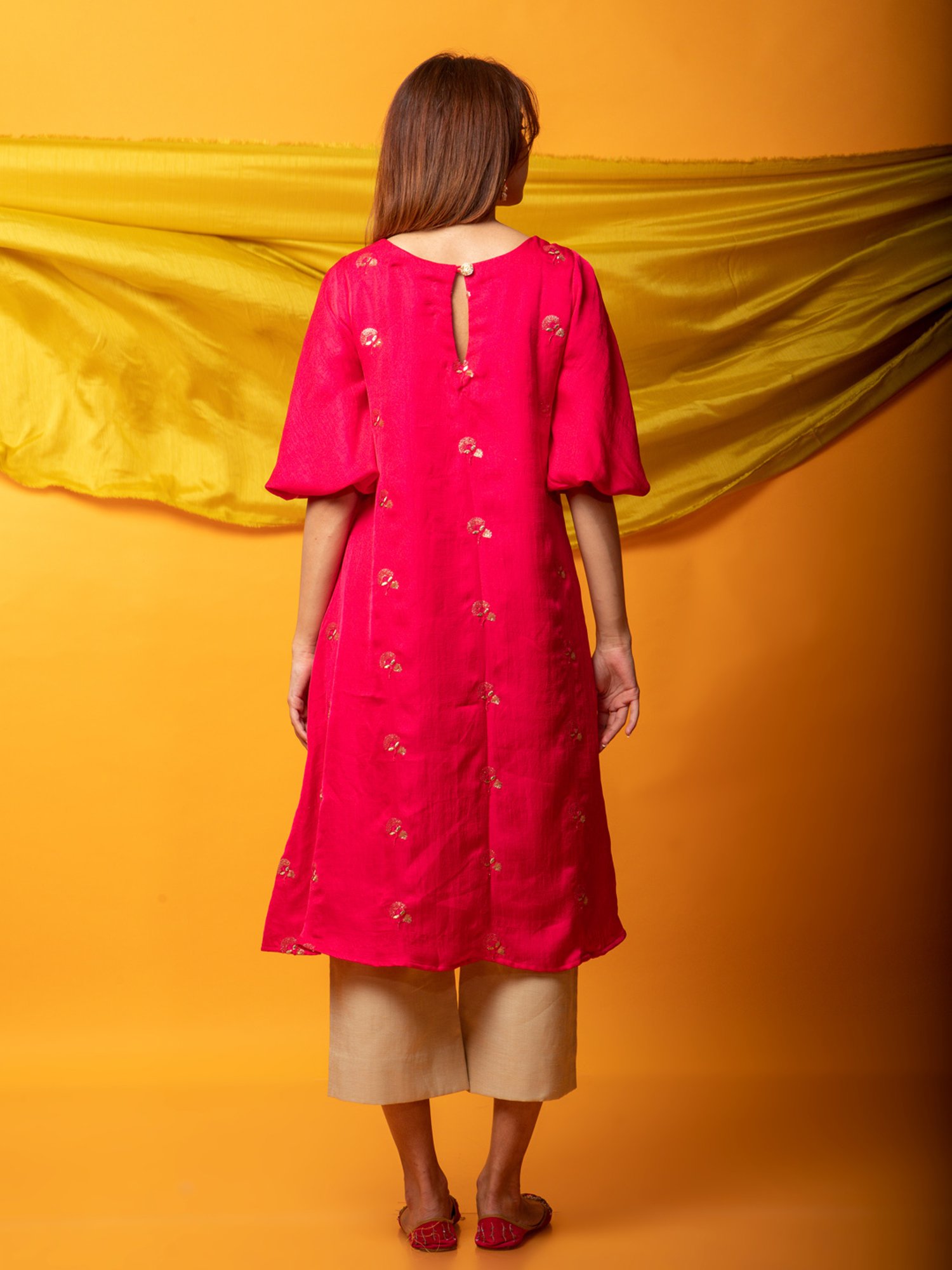 Monk & Mei Feroz Kurta and Pant Set-Fuchsia Pink and gold