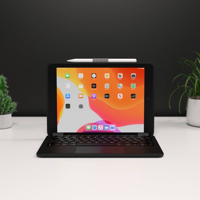 OtterBox BRYDGE Apple iPad 8th Gen 10.2 MAX+ Keyboard - Black