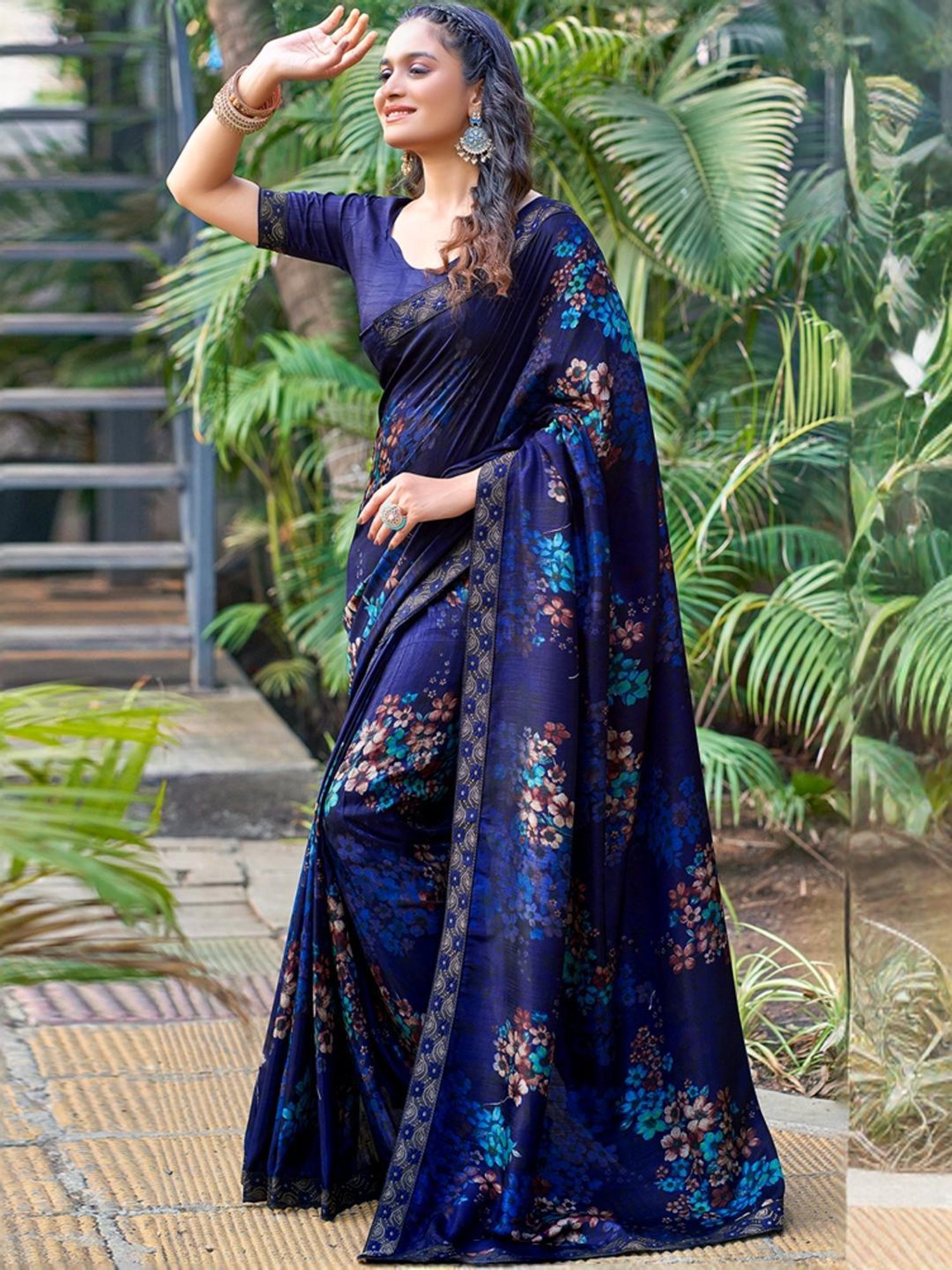 Satrani Navy Floral Print Saree With Unstitched Blouse