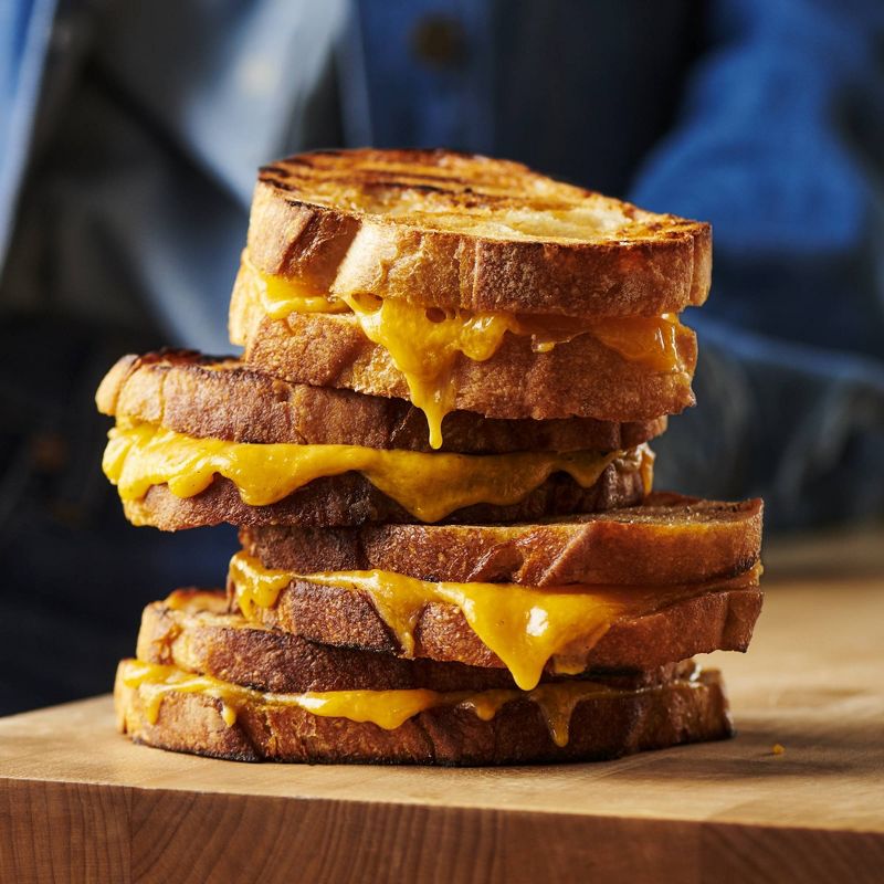 Miyoko's Classic Fresh Italian Style Vegan Mozzarella Cheese - 8oz