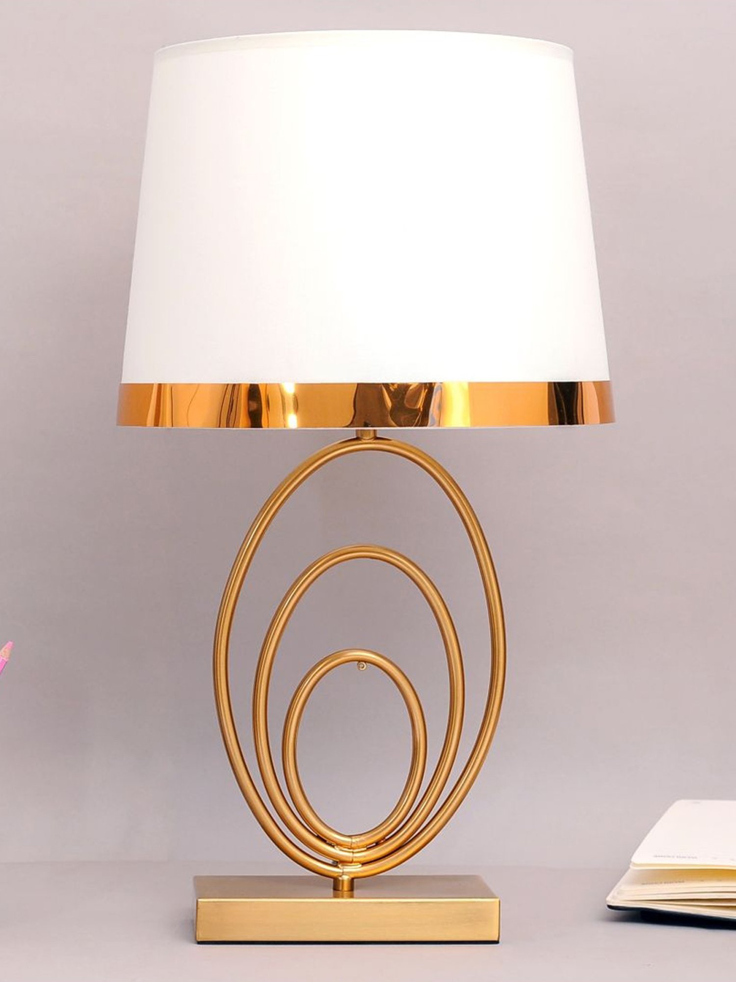 Kapoor Lamp Shades Brass & White Metal Fenerty Ultra Luxe Glam Table Lamp