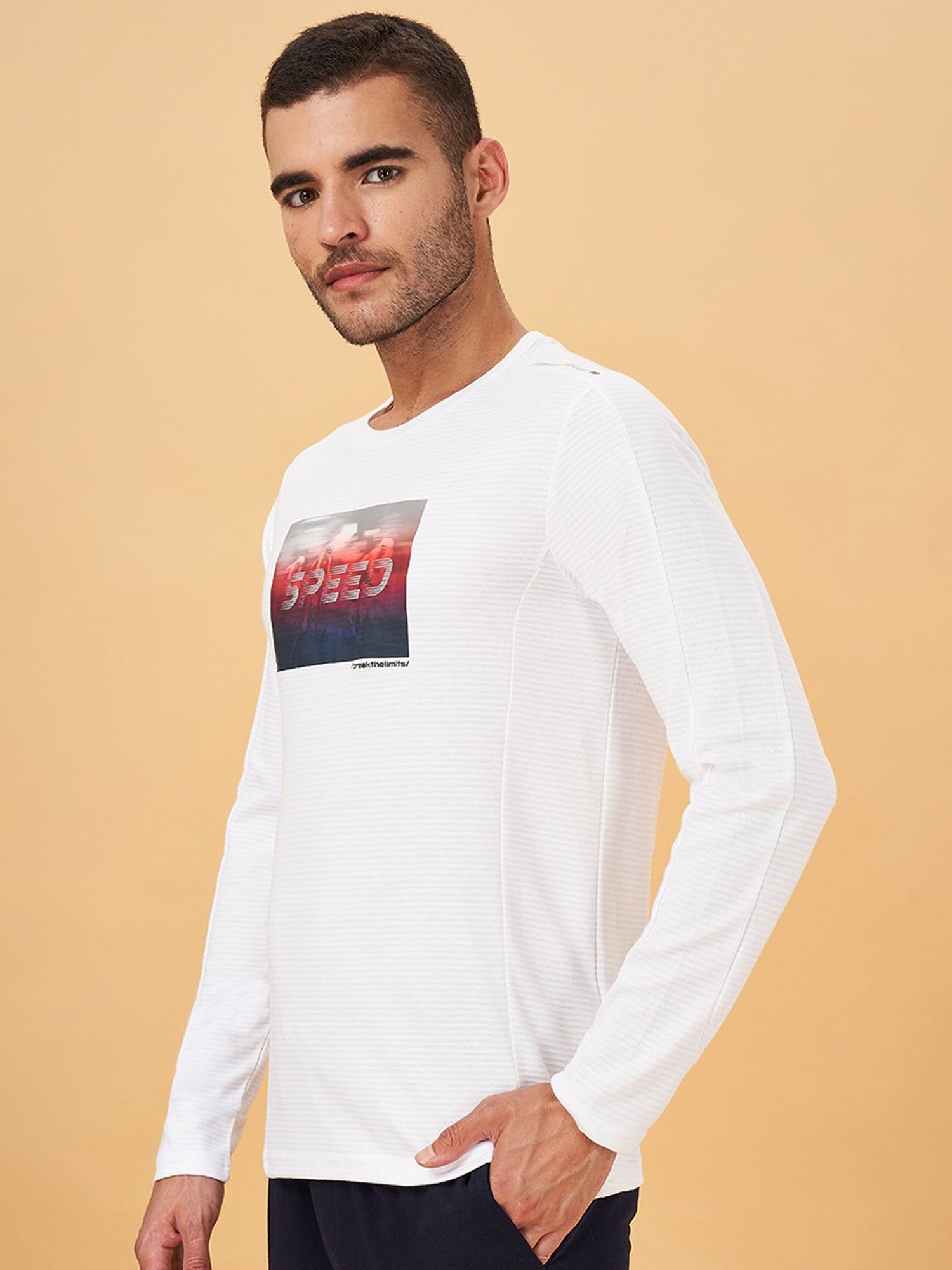 Ajile by Pantaloons White Slim Fit Printed Crew T-Shirt