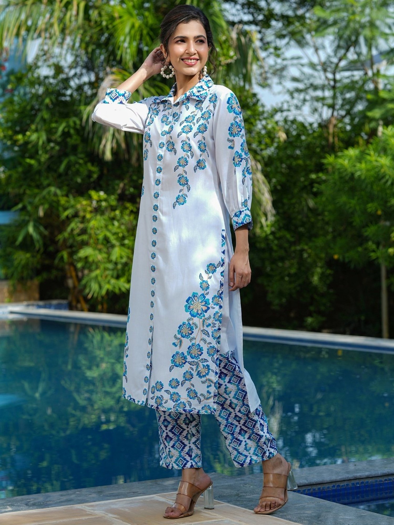 Yufta White & Blue Cotton Floral Print Kurta Pant Set